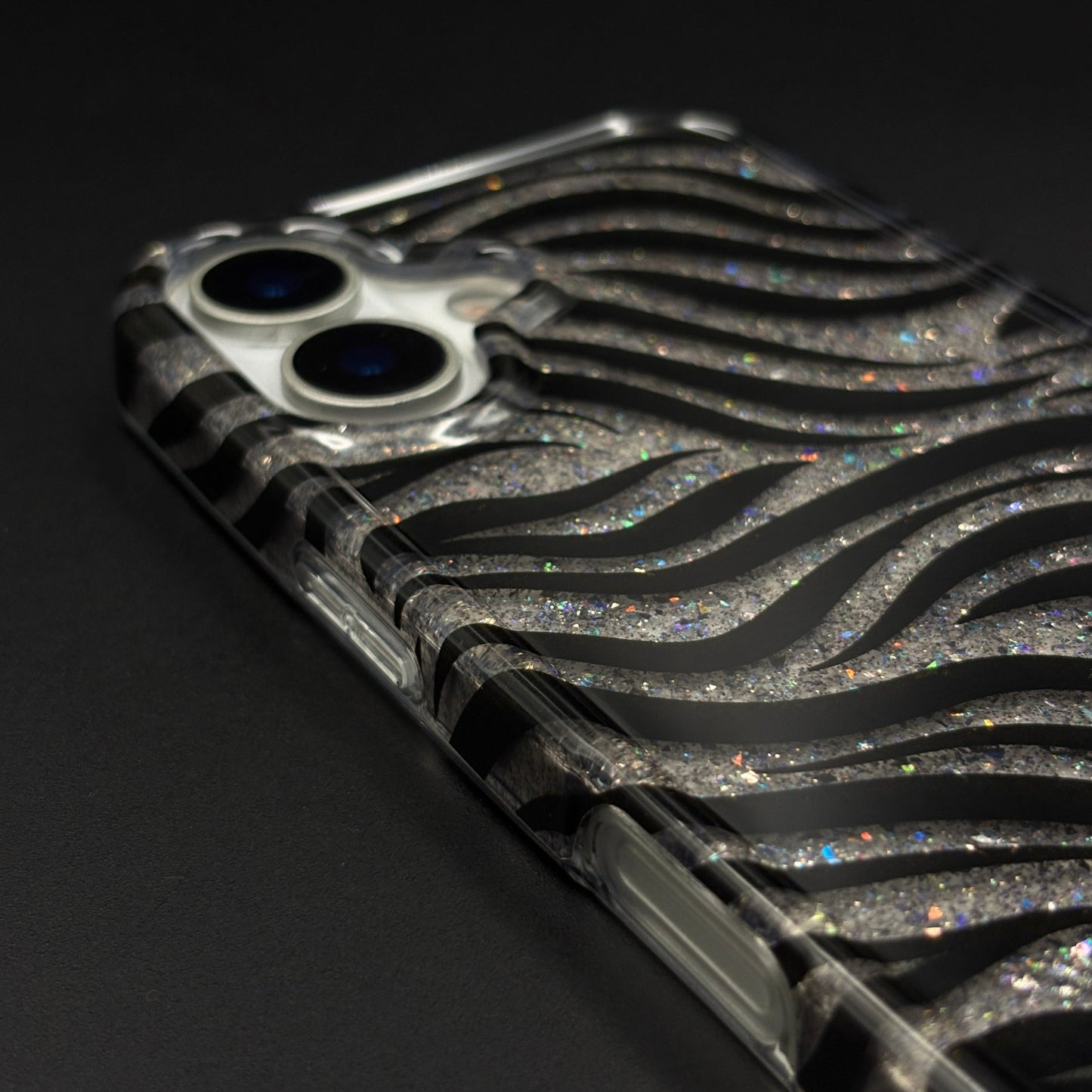 Midnight Glitter Wave Protective Case for iPhone 17