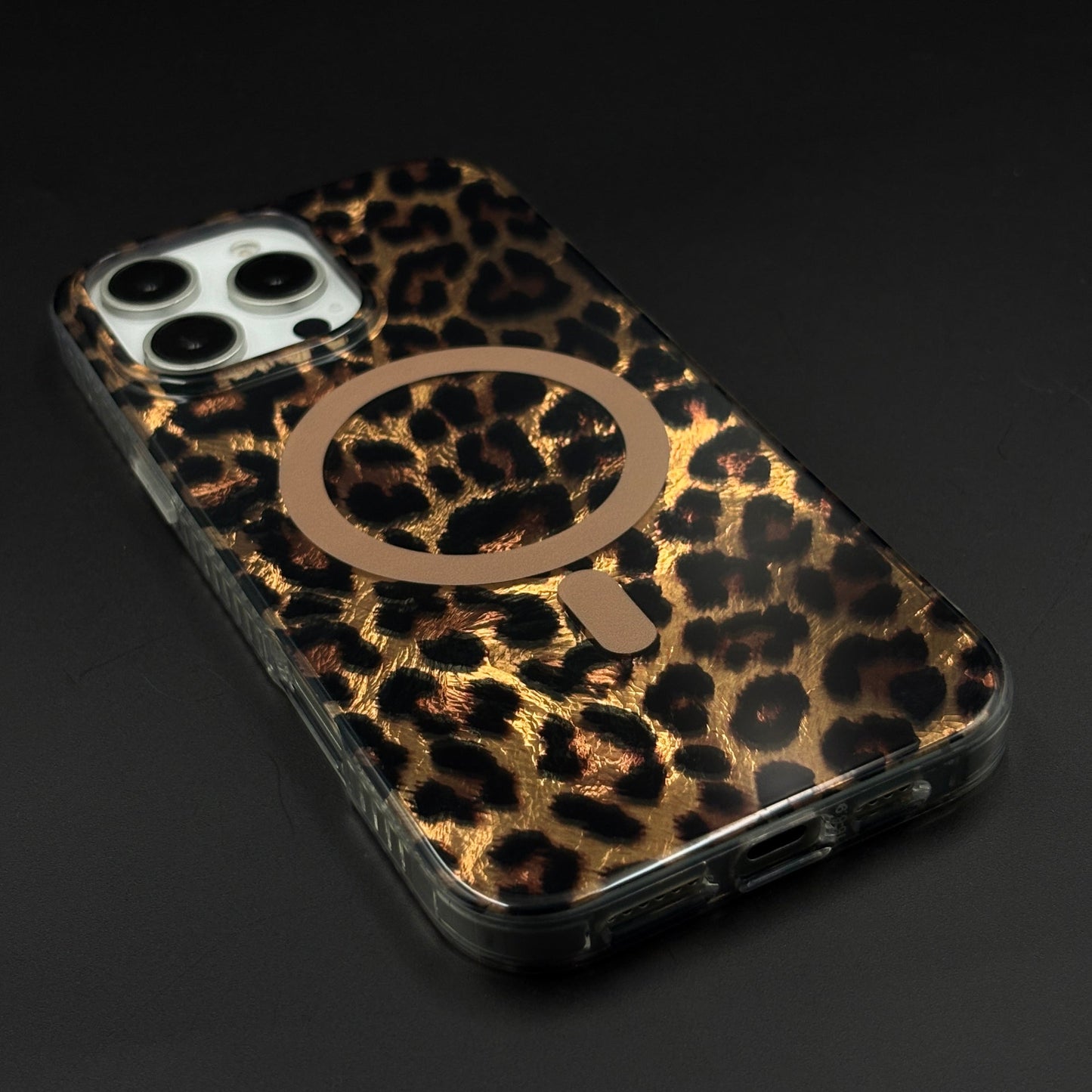 Golden Wild Leopard Pattern MagSafe Mobile Case Cover for iPhone