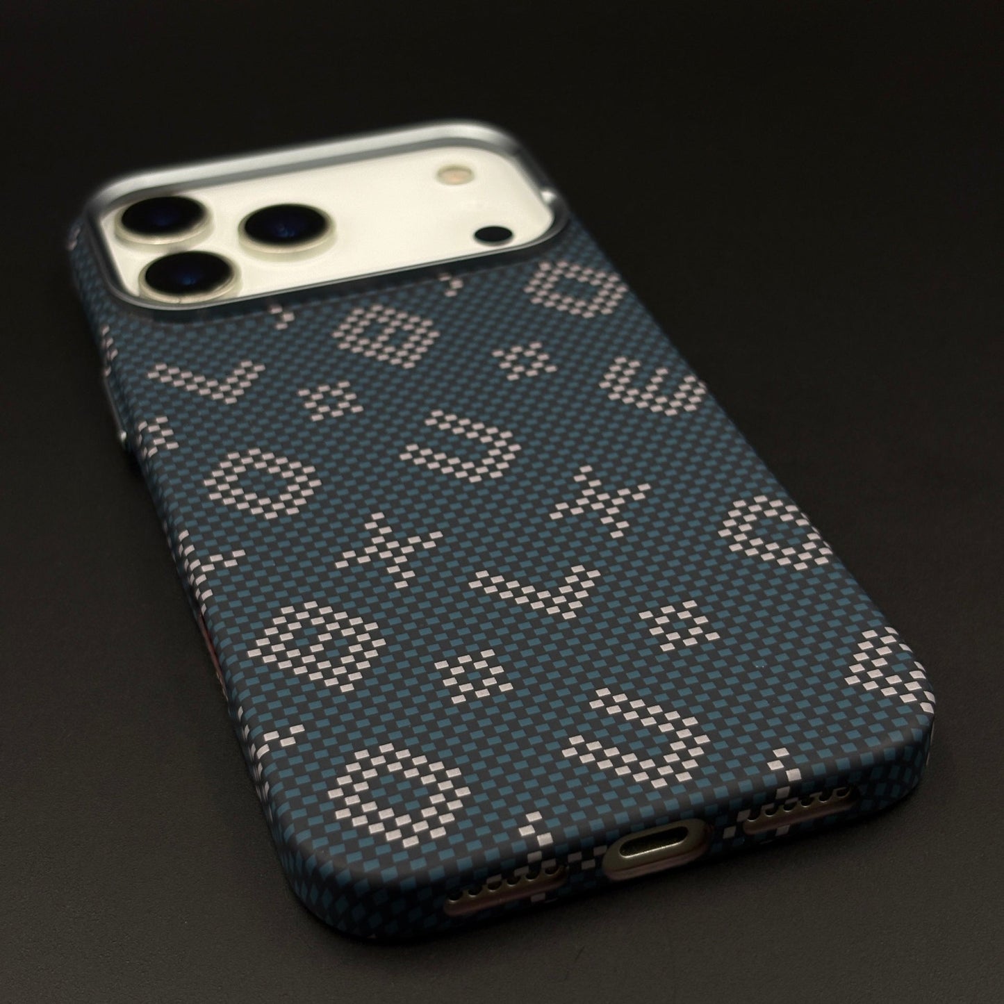 Glow in the Dark Aramid Fiber Phone Case Cover for iPhone 17 Series | Hidden Magsafe | Luminous Design