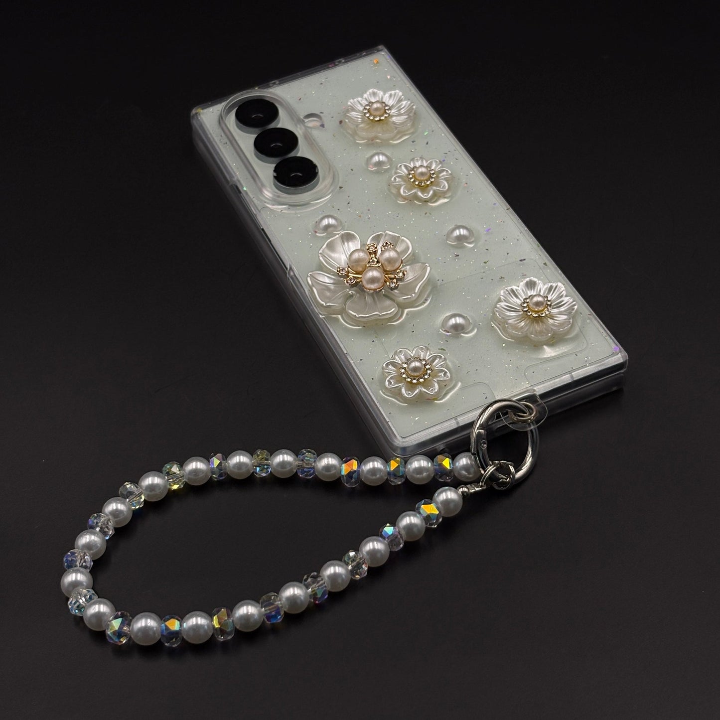 Pearl Daisy Glitter Case with Beaded Strap for Samsung Galaxy Z Fold 7