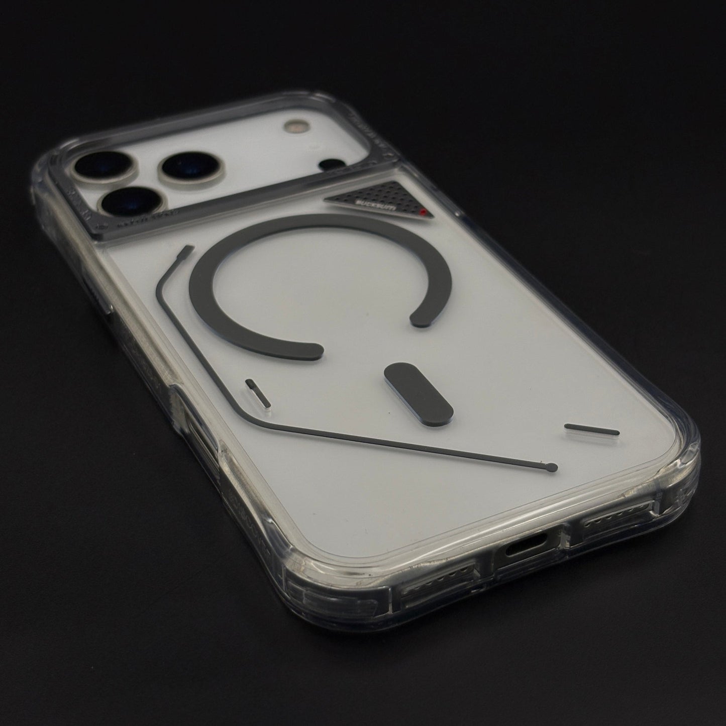 Non Yellow Clear Magnetic Magsafe Case for iPhone 17 Series