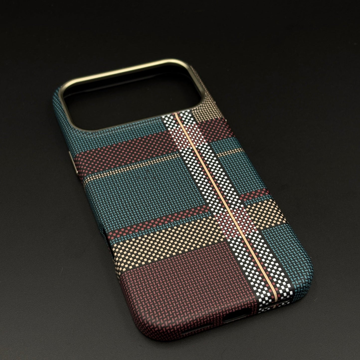 Minimalist Plaid Red Green Mobile Case Cover for iPhone 17 Series | Rare Aramid Texture Finish | Real Carbon Fibre Feel | Hidden MagSafe