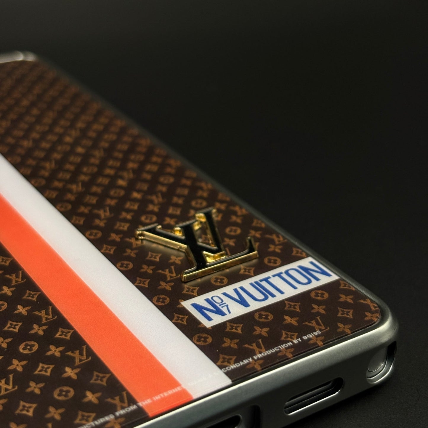 Luxury Fashion Stripe Monogram Metal Style Frame Case Cover for Samsung Galaxy S26 Ultra