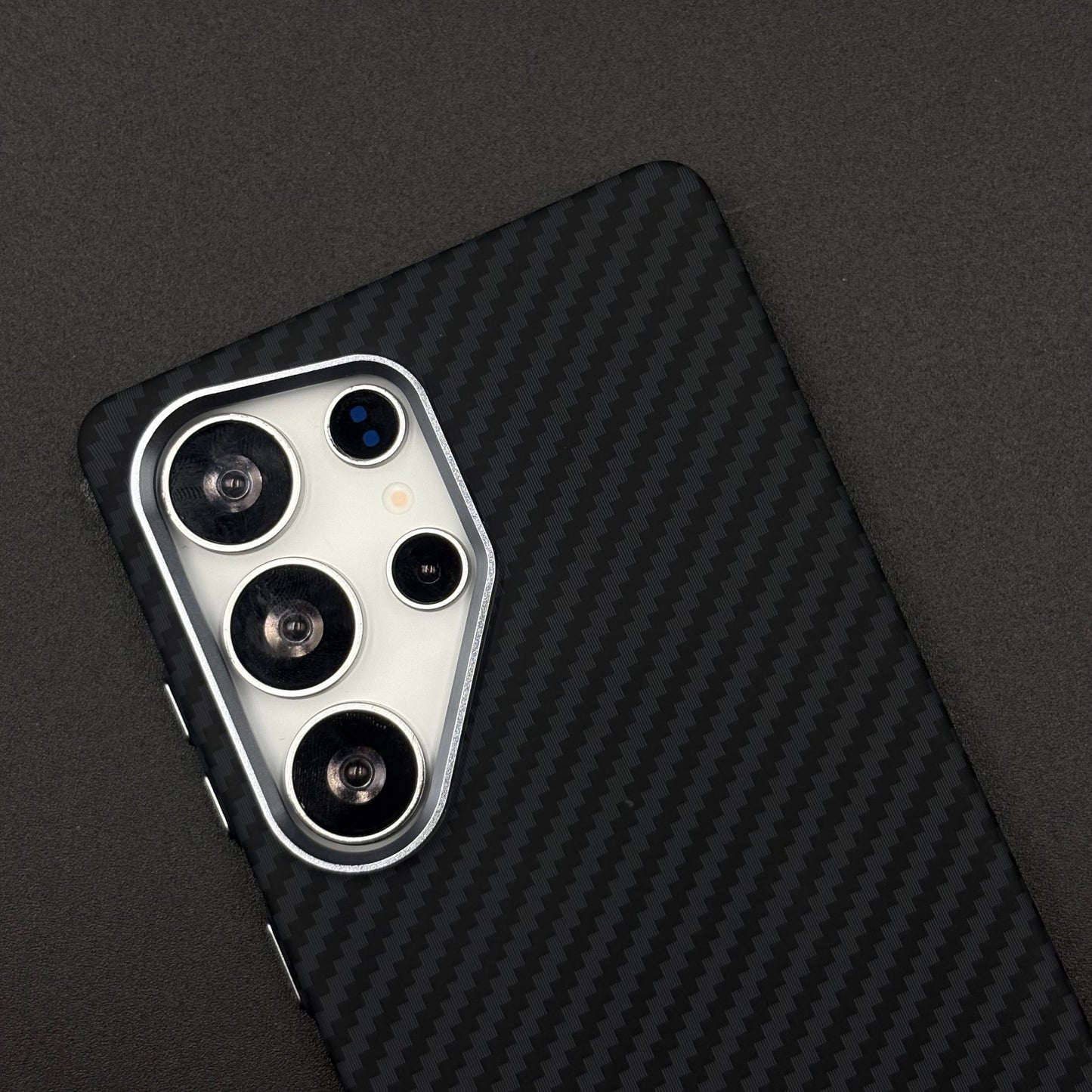 Samsung Galaxy S25 Ultra Black Premium Slim Case | Rare Aramid Texture Finish | Real Carbon Fibre Feel | Hidden MagSafe