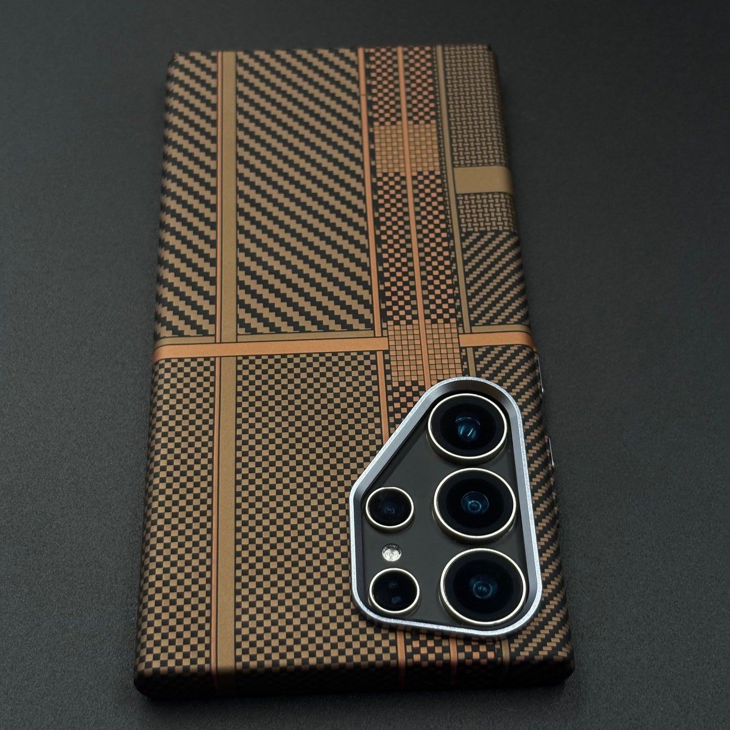 Samsung Galaxy S25 Ultra Desert Brown Premium Slim Case | Rare Aramid Texture Finish | Real Carbon Fibre Feel | Hidden MagSafe