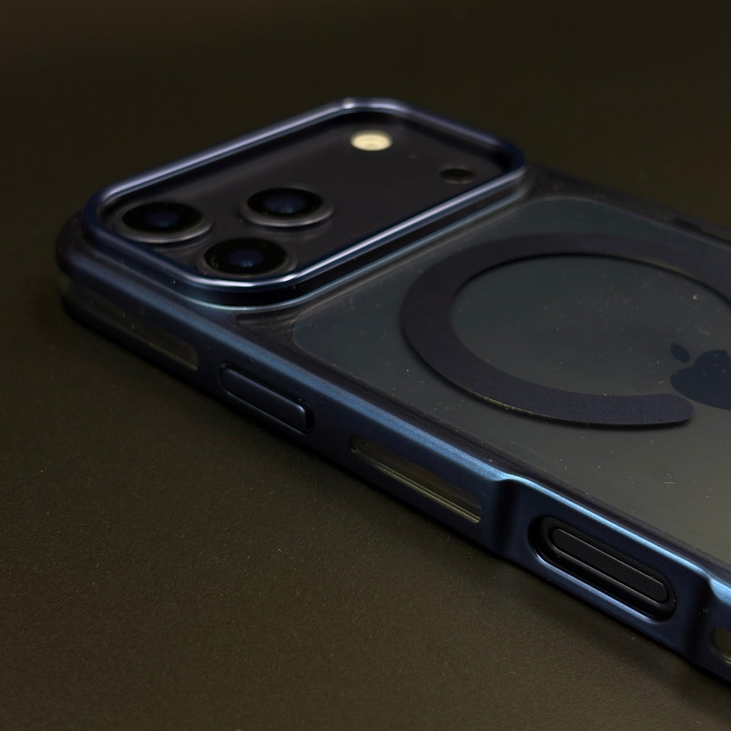 Anti-Yellow Clear MagSafe Phone Case Cover with Camera Bump for iPhone 17 Series