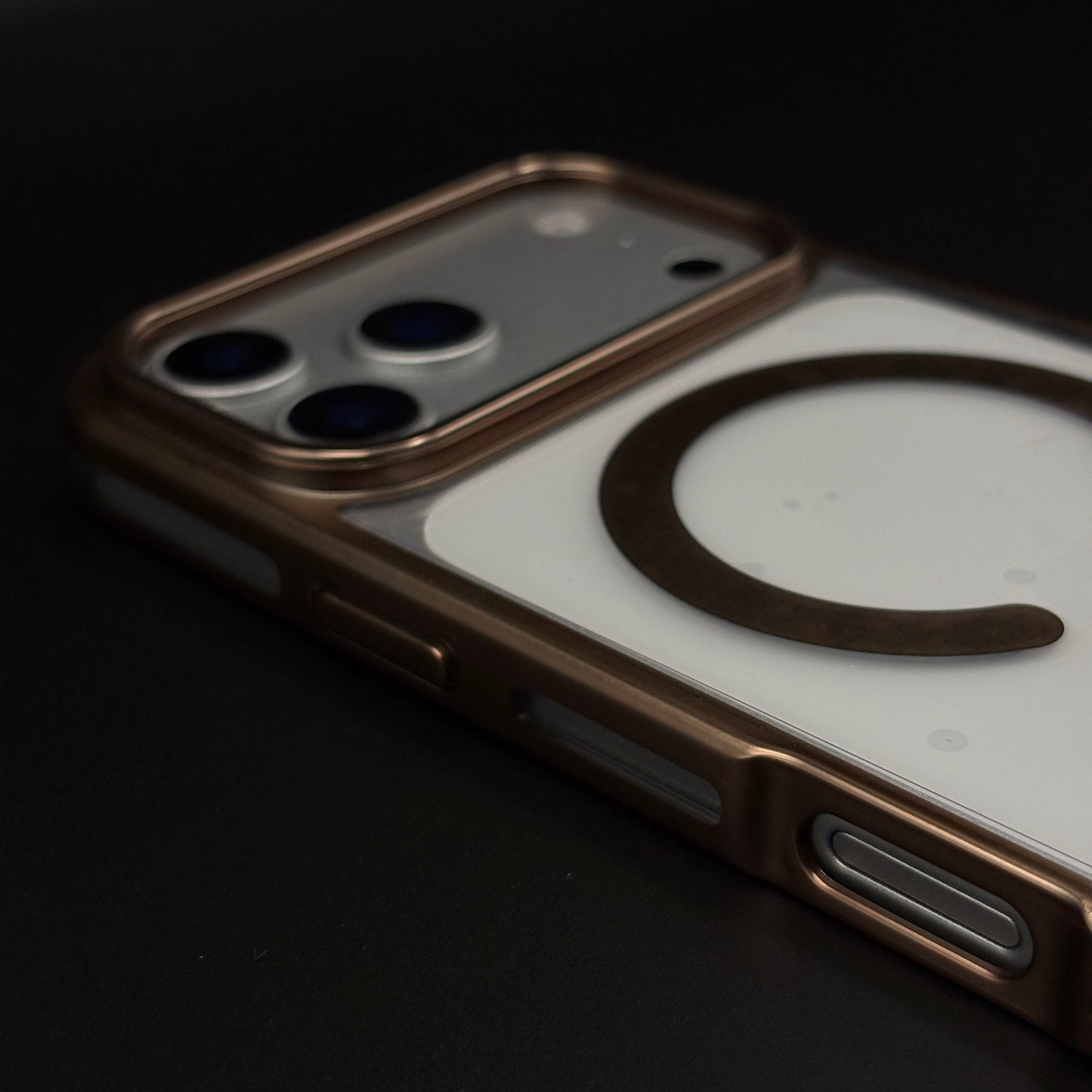 Anti-Yellow Clear MagSafe Phone Case Cover with Camera Bump for iPhone 17 Series