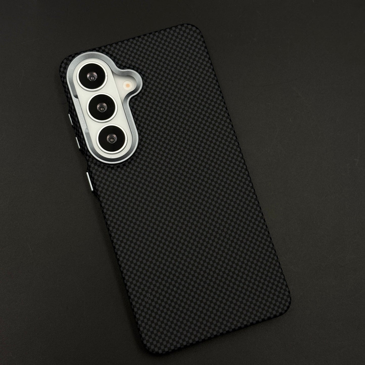 Black Carbon Grid Feel Hidden MagSafe Case Cover for Samsung Galaxy S26