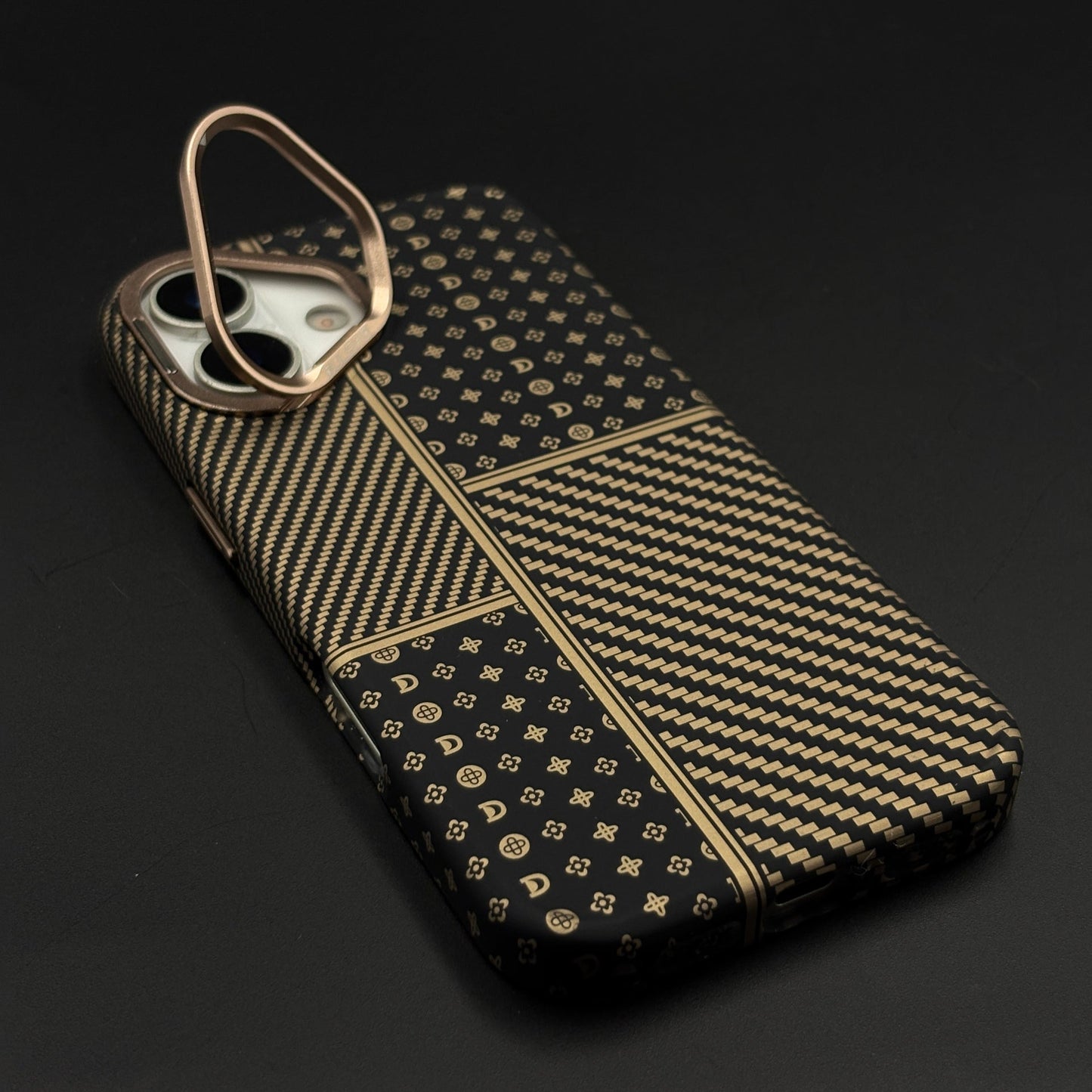 Gold Heritage Carbon Fibre Hidden MagSafe Case with Camera Kickstand for iPhone 17