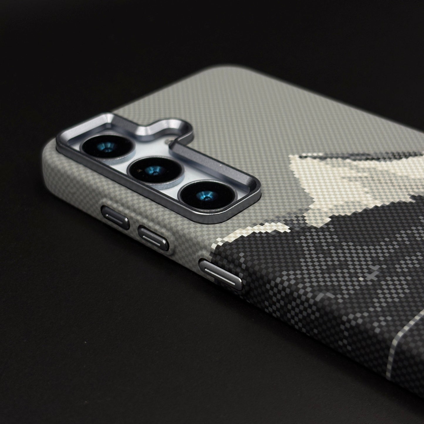 Aramid Texture Case Stripe Pattern Mountain for Samsung Galaxy S24 | S25 Carbon Fibre Feel | Hidden MagSafe | Ultra Slim Fit