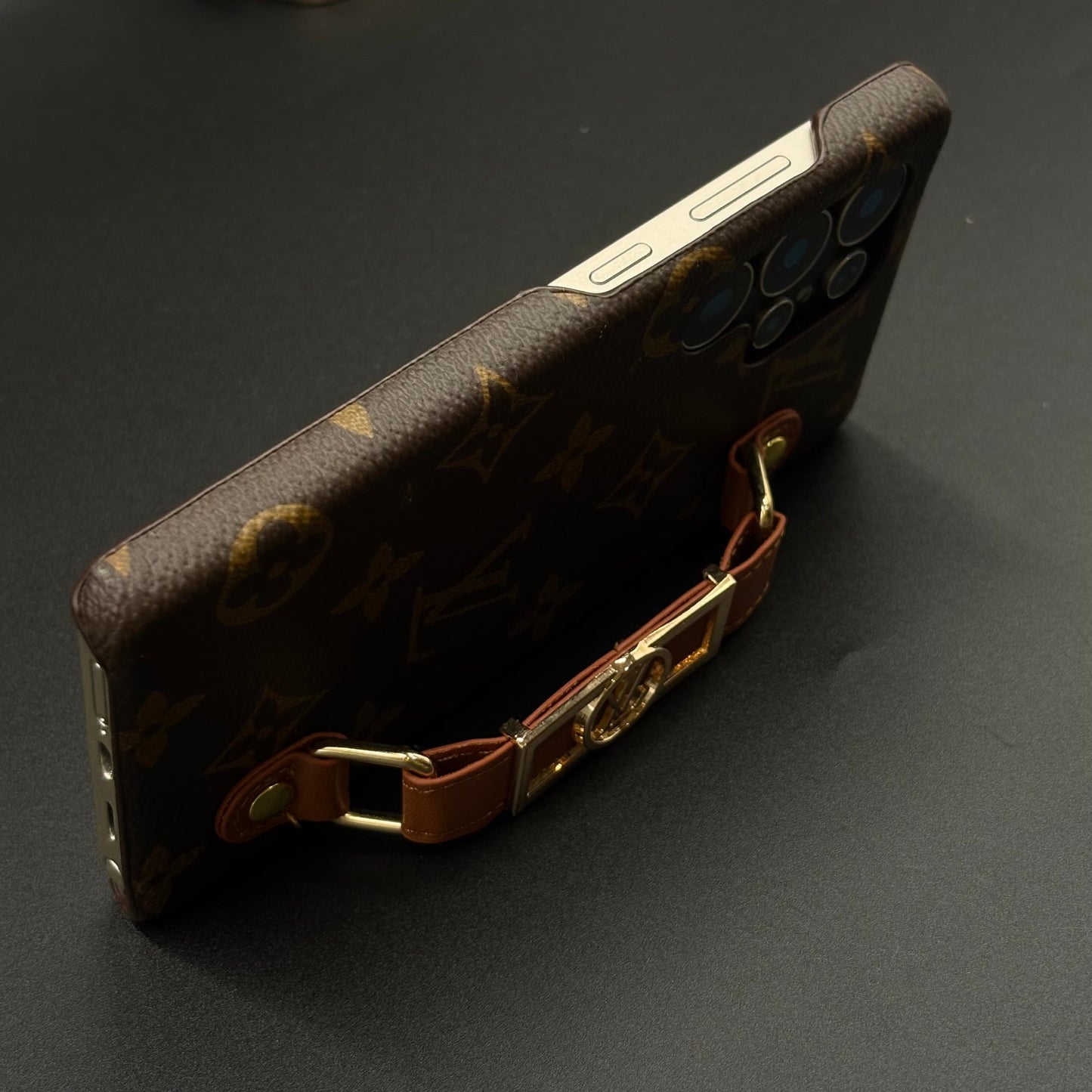 Luxury Brand Leather Case with Gold Buckle Strap for Samsung Galaxy S24 Ultra