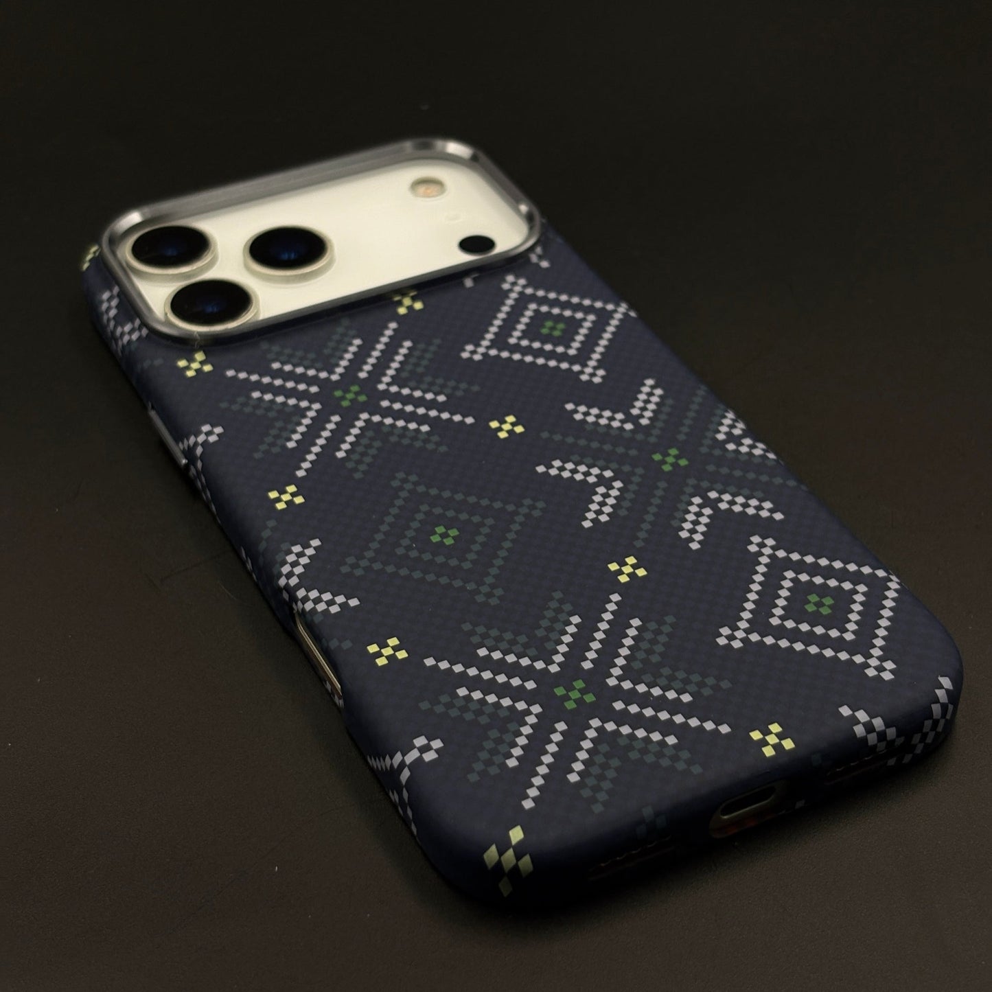 Heritage Pattern Carbon Fibre Hidden MagSafe Case with Camera Kickstand for iPhone 17 Series