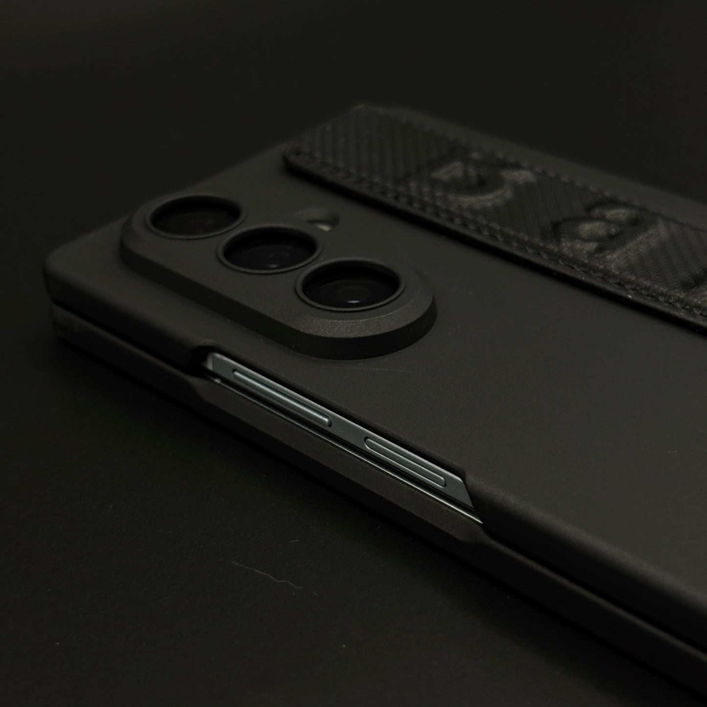 Wristband Case Hinge Protection for Samsung Galaxy Z Fold 7 | Front Screen Protector Included