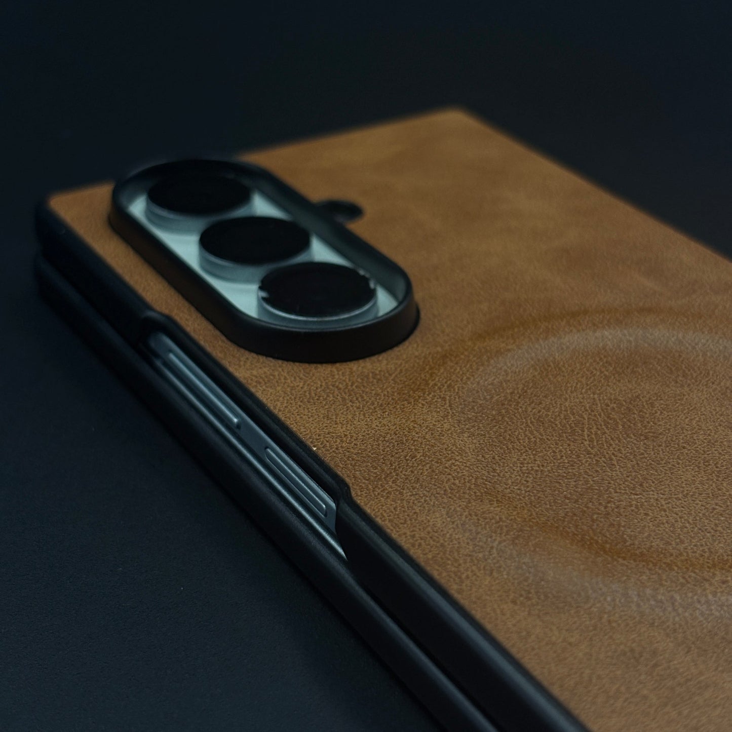 Hidden Coil MagSafe Leather Mobile Case Cover for Samsung Galaxy Z Fold 7