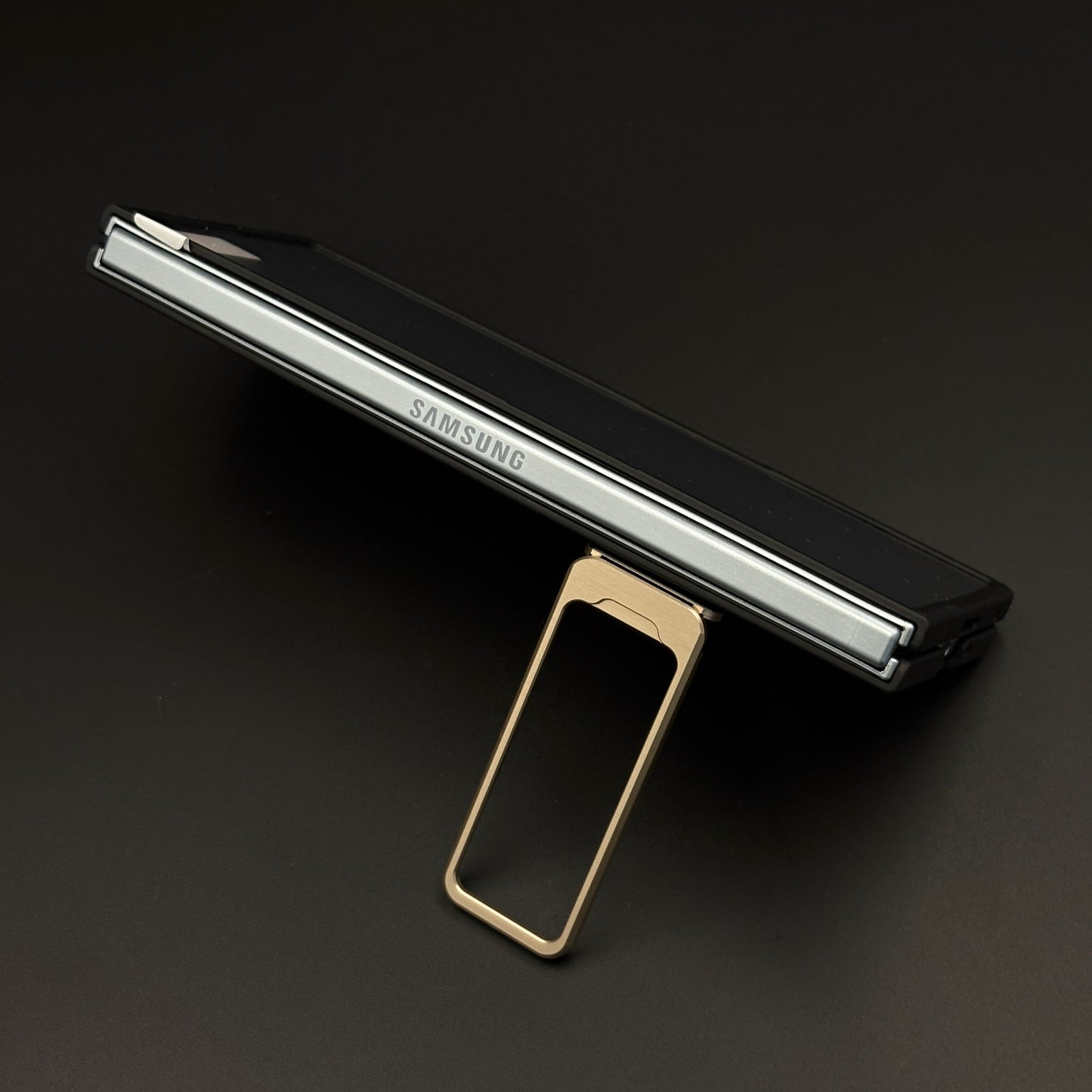 Minimalist Metal Kickstand Case for Samsung Galaxy Z Fold 7 | Slim Premium Protection