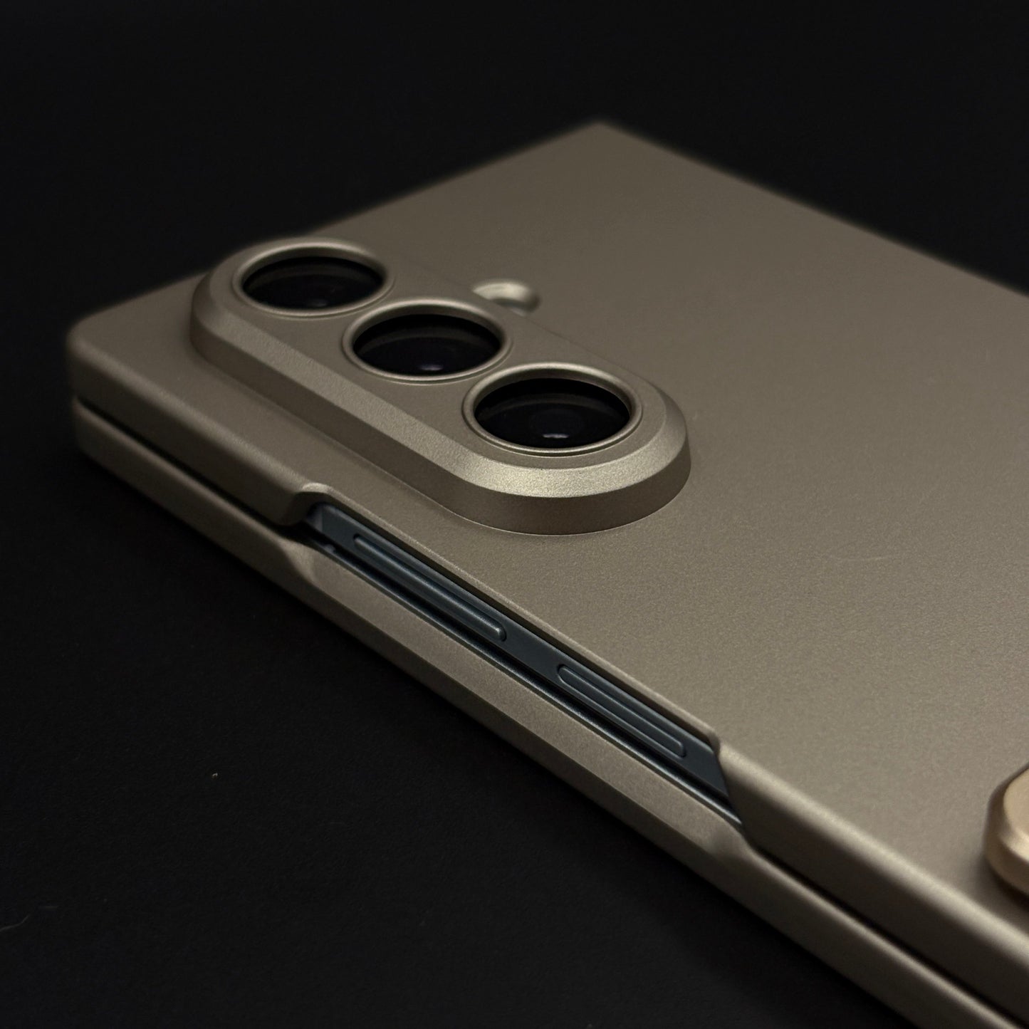 Minimalist Metal Kickstand Case for Samsung Galaxy Z Fold 7 | Slim Premium Protection