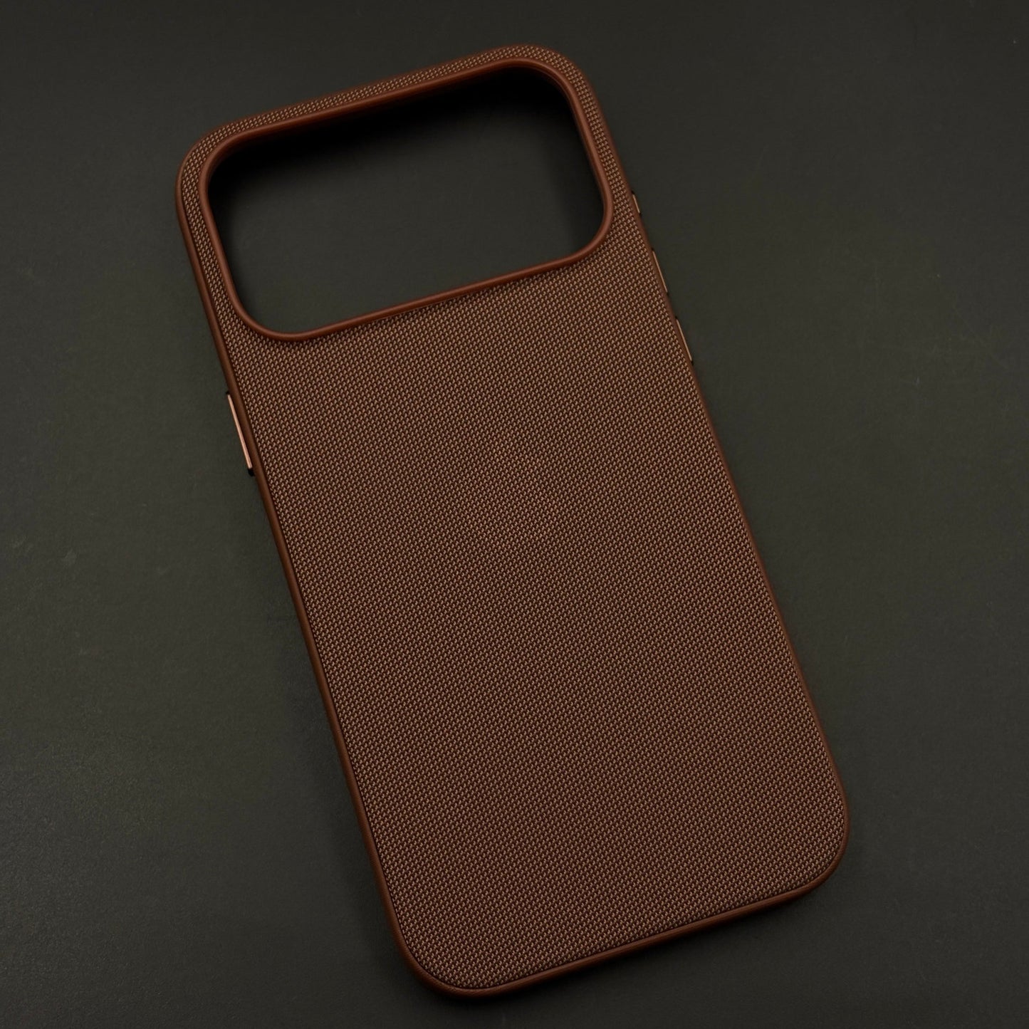 TechWoven Hidden MagSafe Case with Logo for iPhone 17 Series