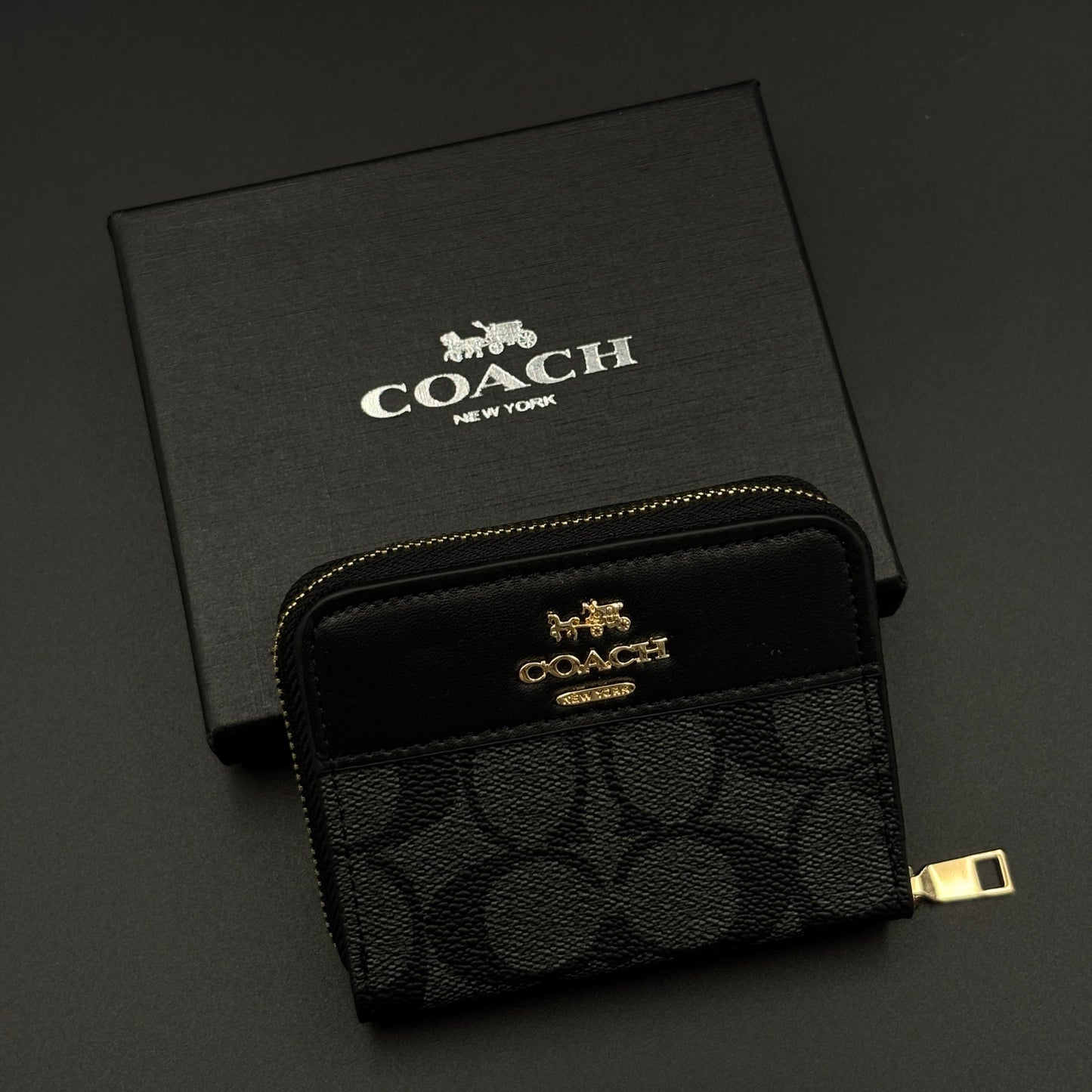 Luxury Brand C Zipper Card Holder Wallet with Gold Embossed Logo with Box