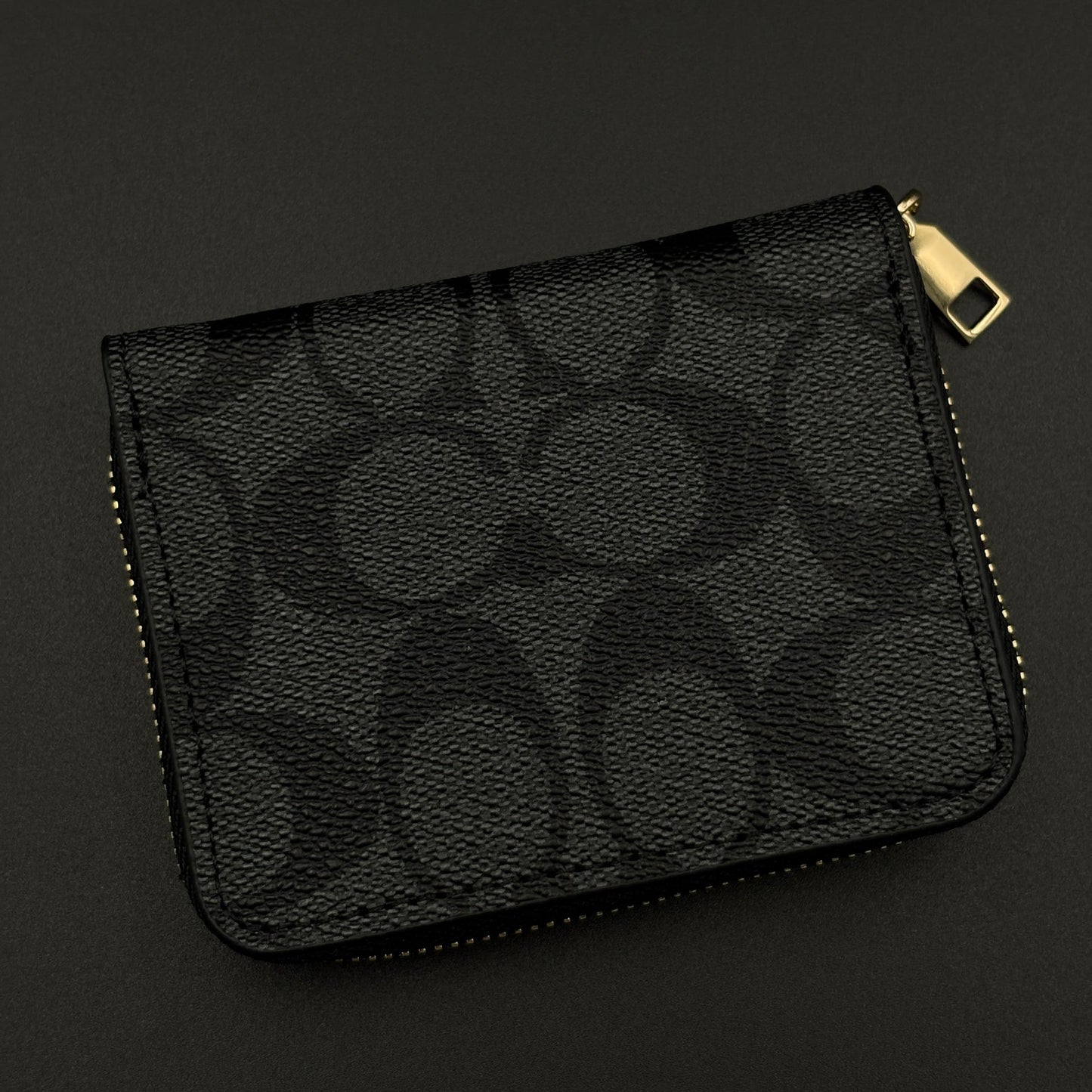 Luxury Brand C Zipper Card Holder Wallet with Gold Embossed Logo with Box