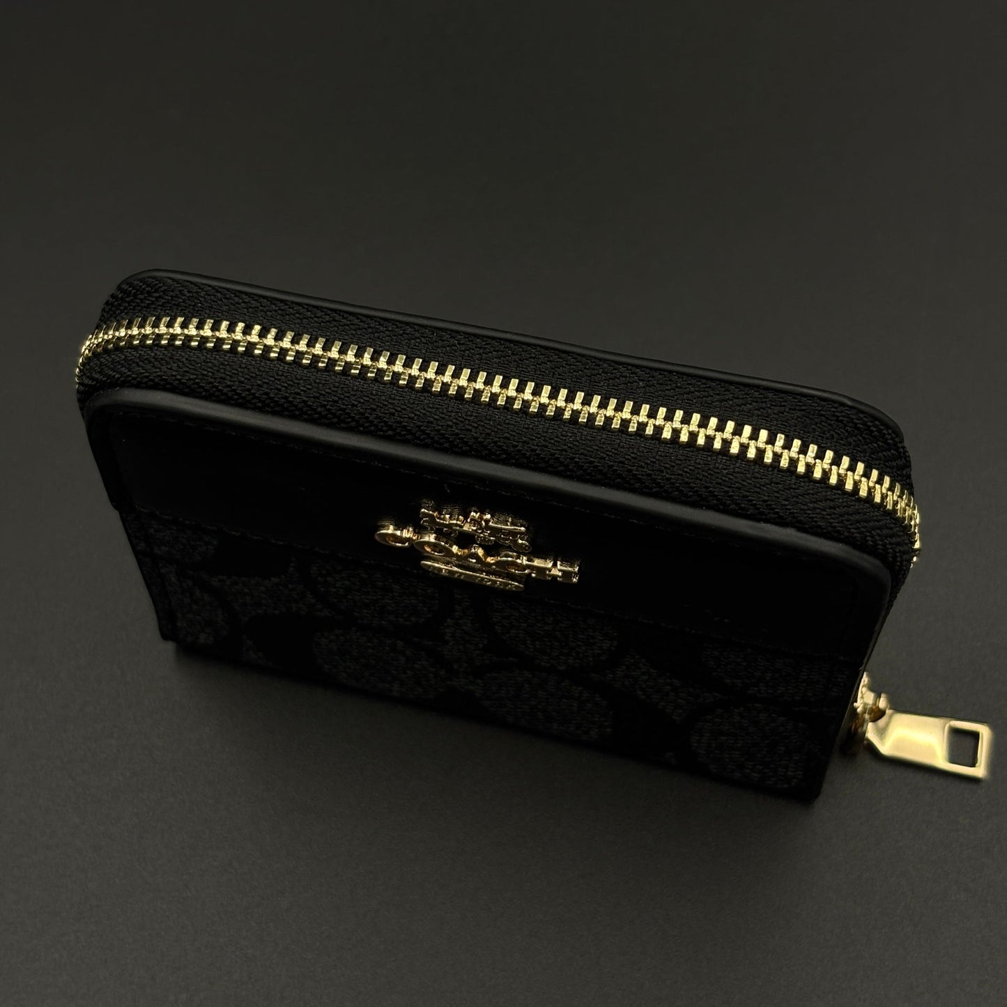 Luxury Brand C Zipper Card Holder Wallet with Gold Embossed Logo with Box