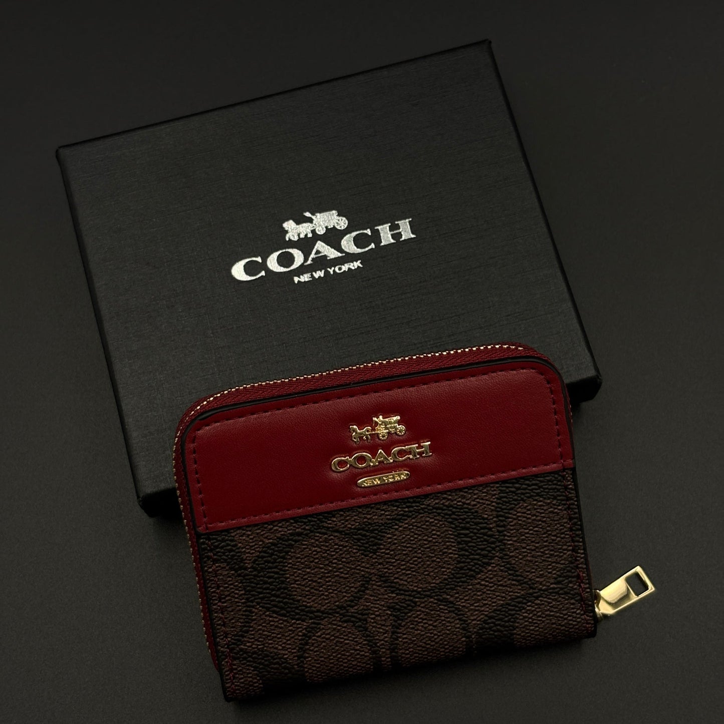 Luxury Brand C Zipper Card Holder Wallet with Gold Embossed Logo with Box
