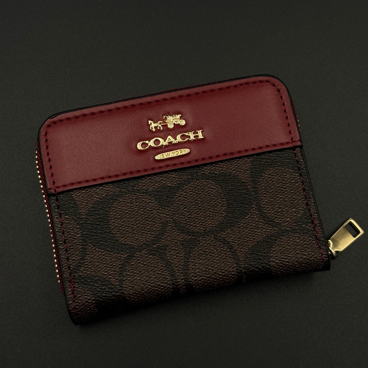 Luxury Brand C Zipper Card Holder Wallet with Gold Embossed Logo with Box