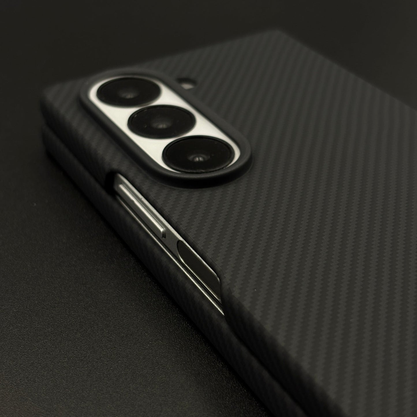 Black Carbon Fiber Grid Case for Samsung Galaxy Z Fold 6