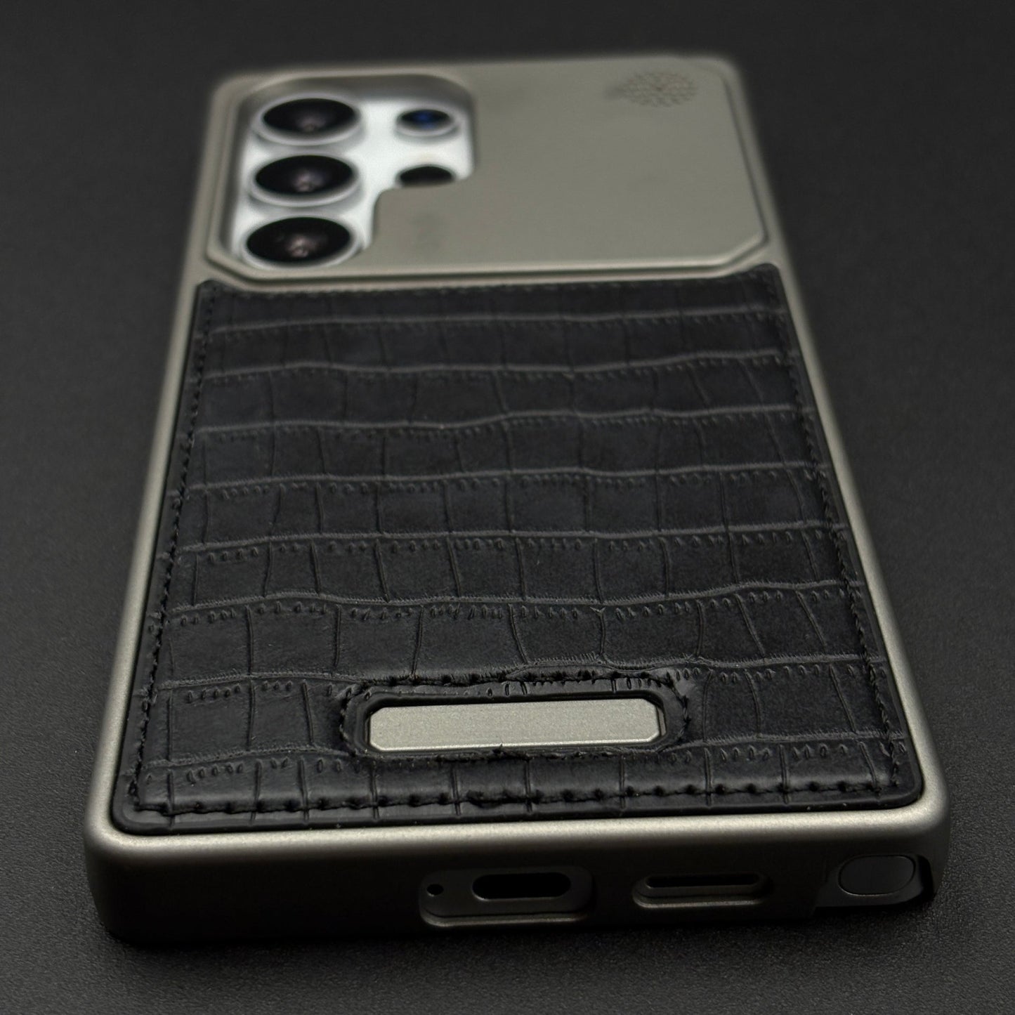 Croc Pattern Phone Case for Samsung Galaxy S25 Ultra | Aeroflex Borderless Frame | Real Feel Leather | MagSafe Compatible