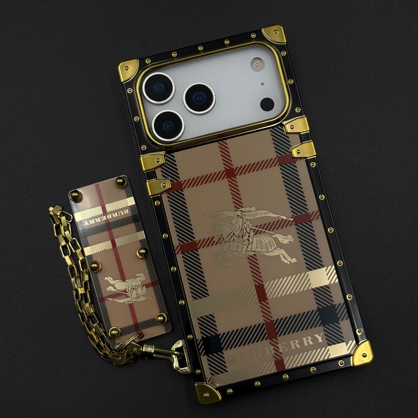 Luxury BBRY Square Trunk Case with Chain for iPhone 17 Series