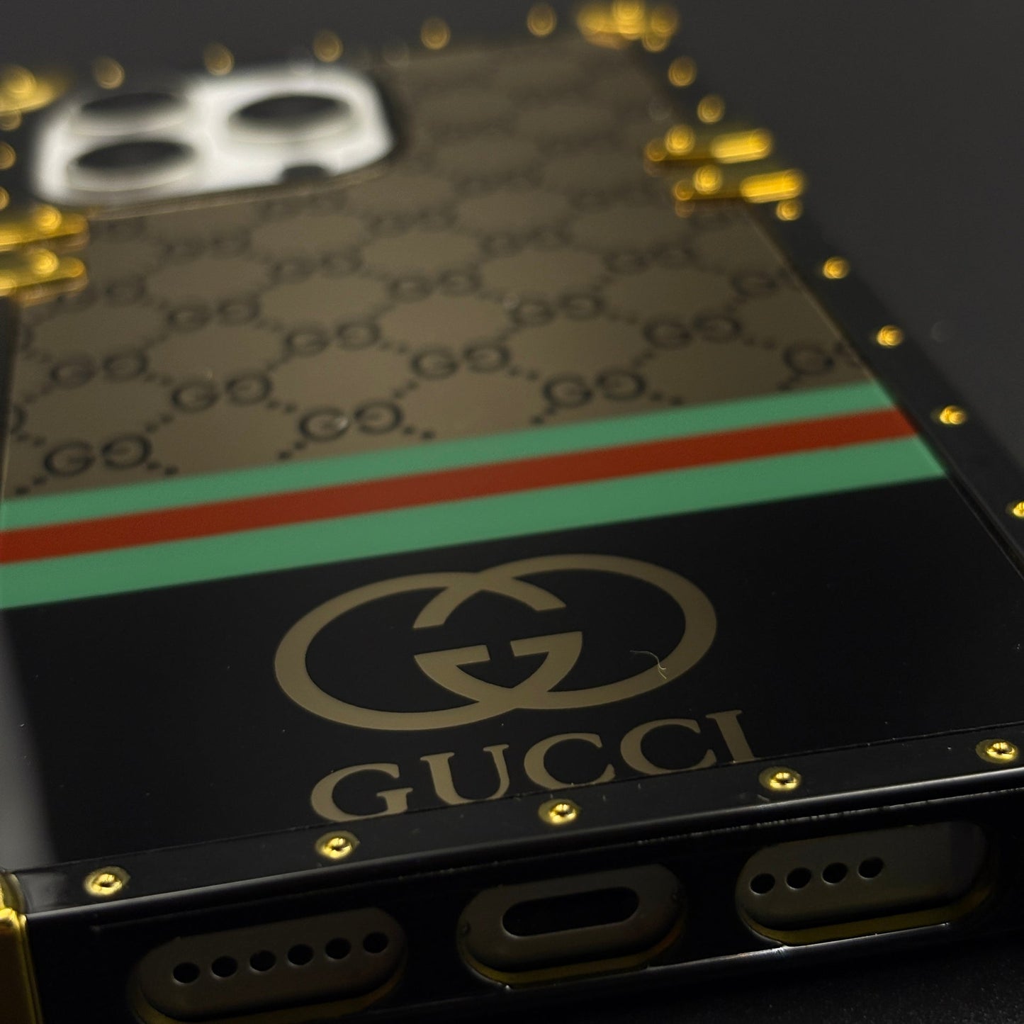 Luxury GG Stripe Square Trunk Case with Chain for iPhone 16 Pro Max