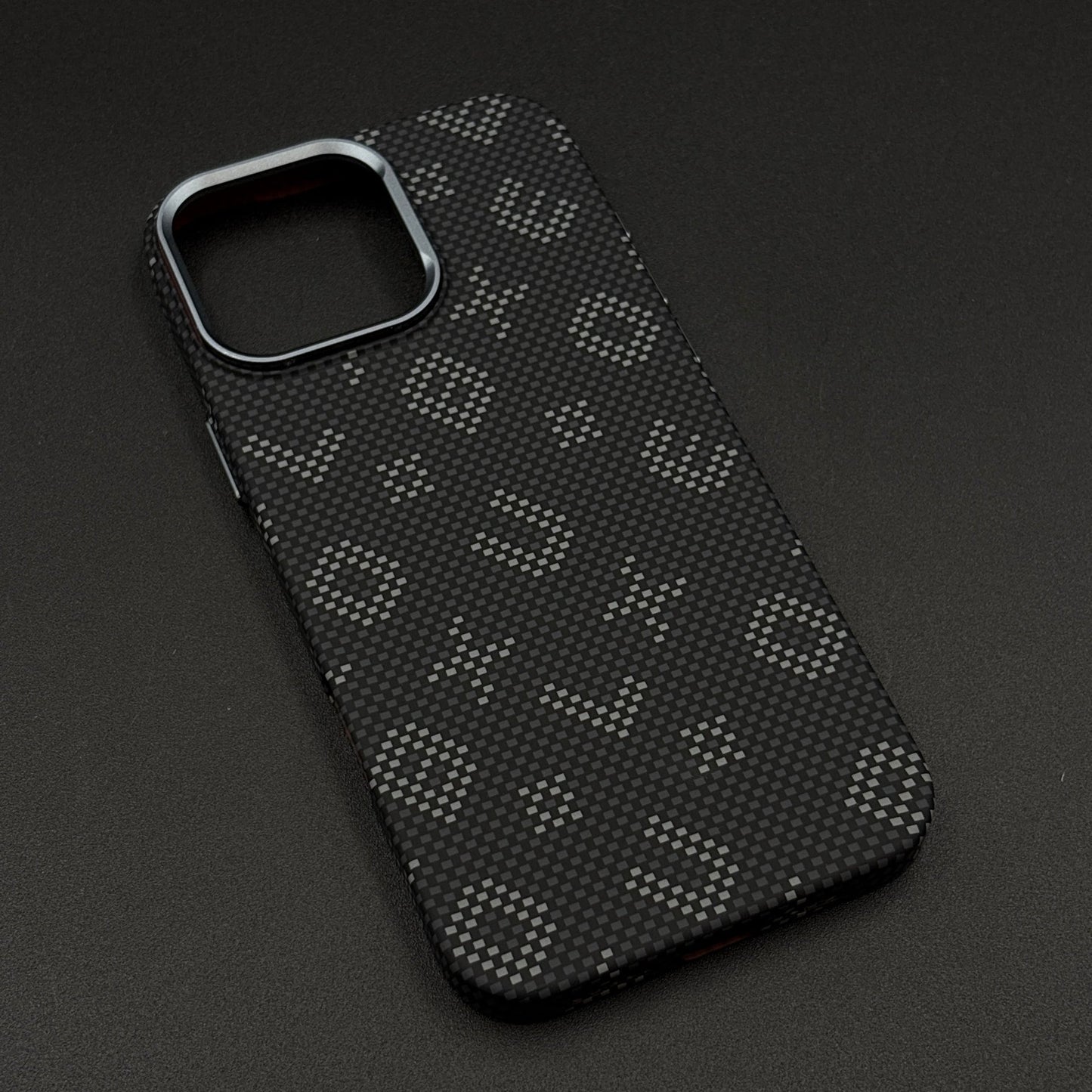 Glow in the Dark Aramid Fiber Case for iPhone Series | Hidden Magsafe | Luminous Design