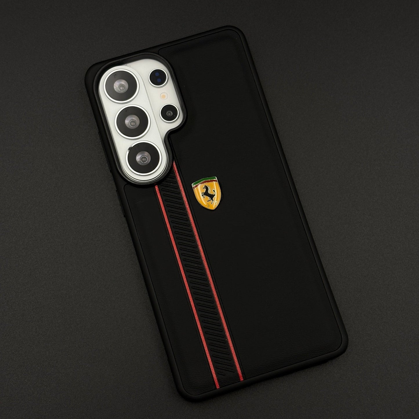 Luxury Sports Car FR Racing Red Stripe Case for Samsung Galaxy S26 Ultra with Bold Black-and-Red Motorsport Finish