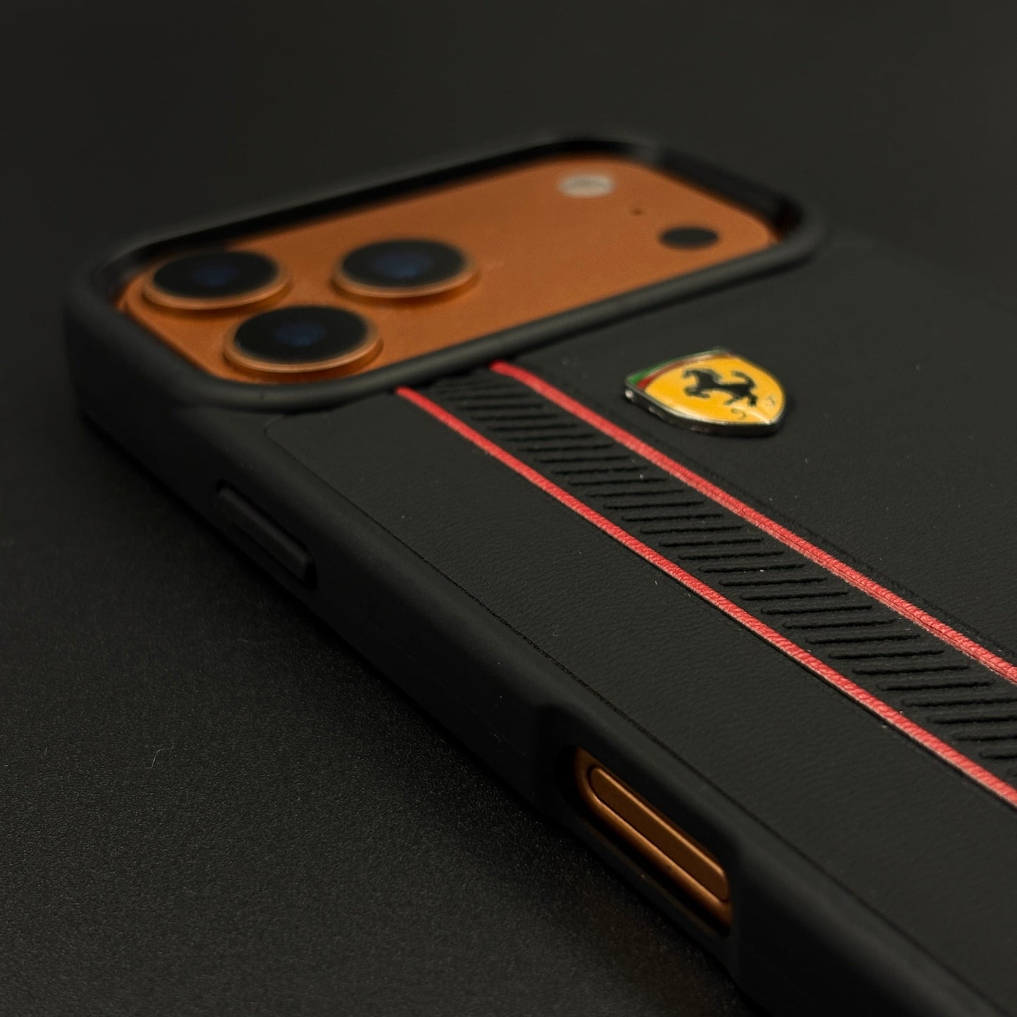 Luxury Sports Car FR Racing Red Stripe Case for iPhone 17 Series with Bold Black-and-Red Motorsport Finish