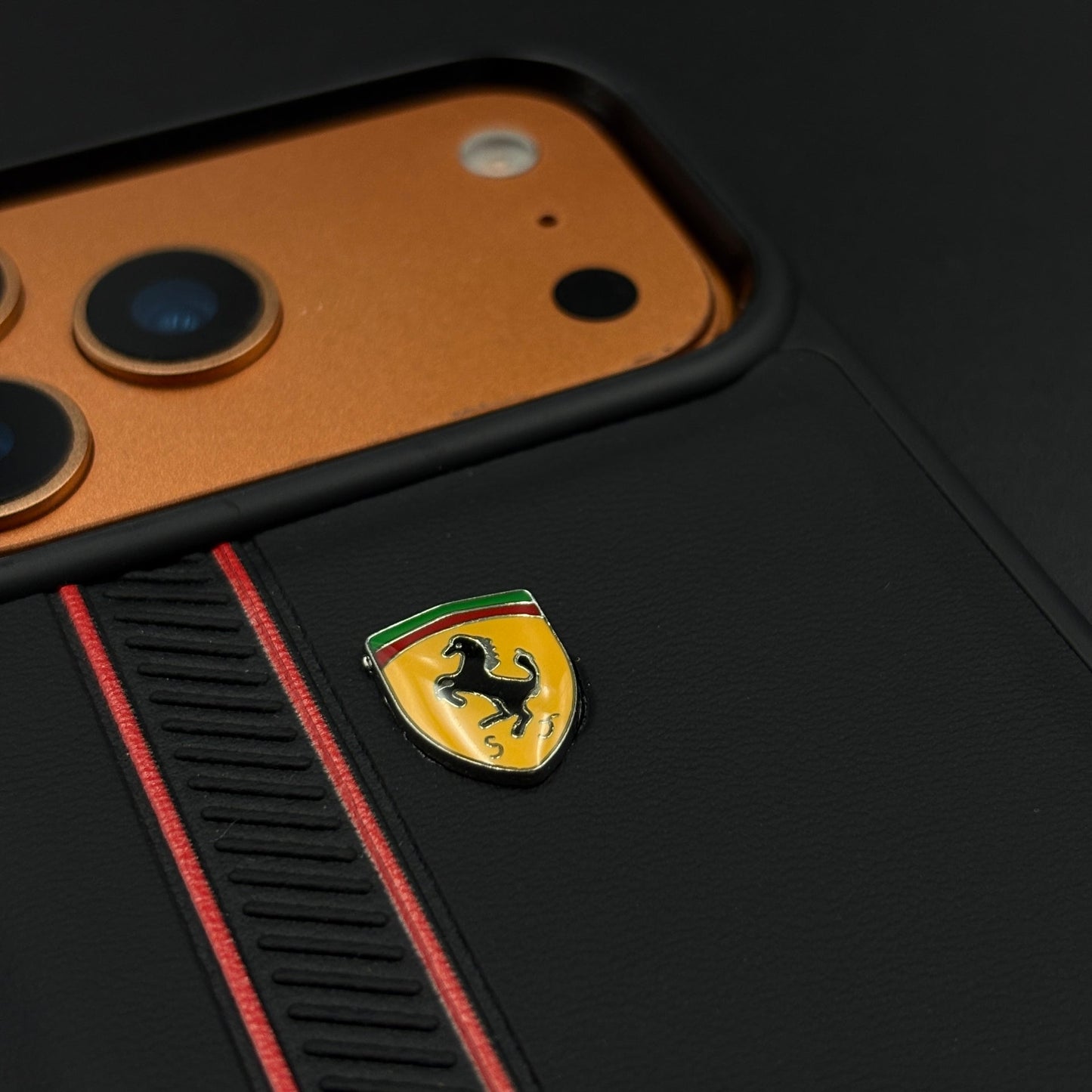 Luxury Sports Car FR Racing Red Stripe Case for iPhone 17 Series with Bold Black-and-Red Motorsport Finish