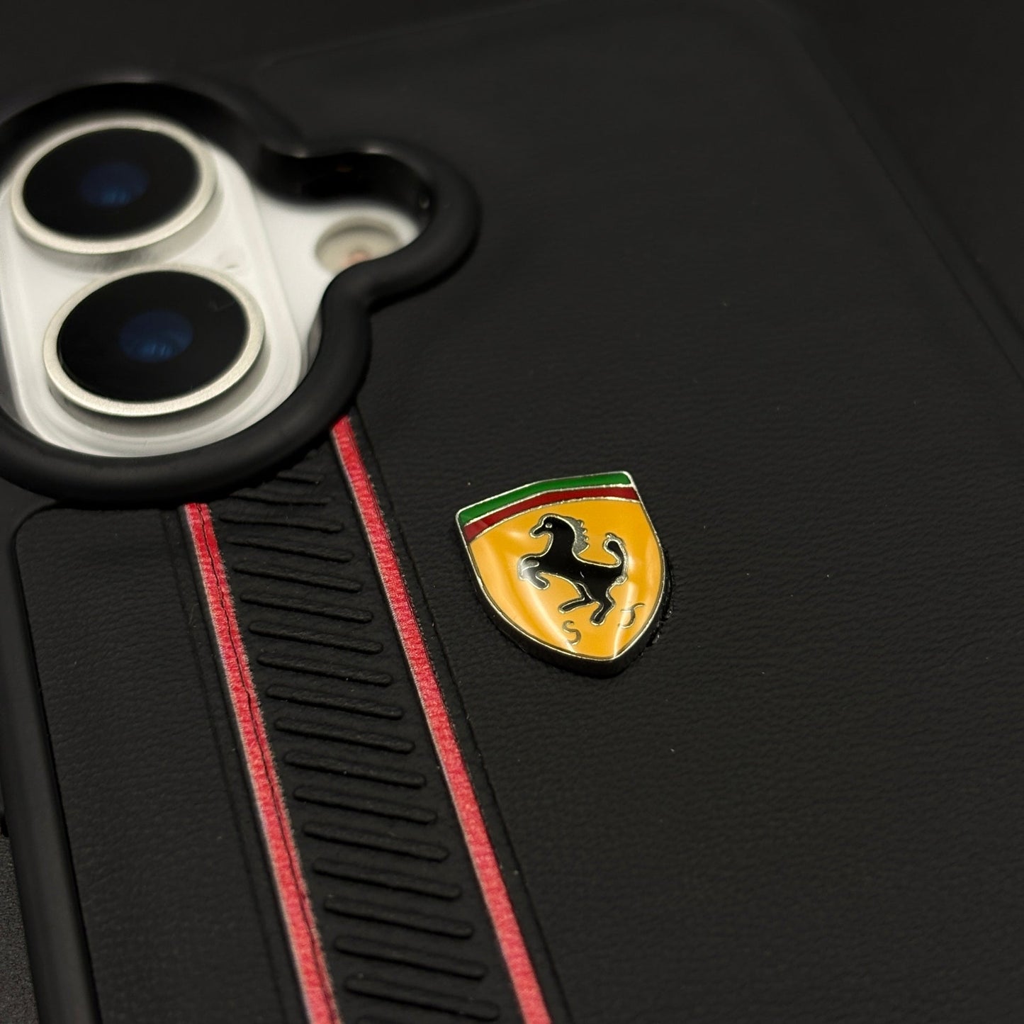 Luxury Sports Car FR Racing Red Stripe Case for iPhone 17 with Bold Black-and-Red Motorsport Finish