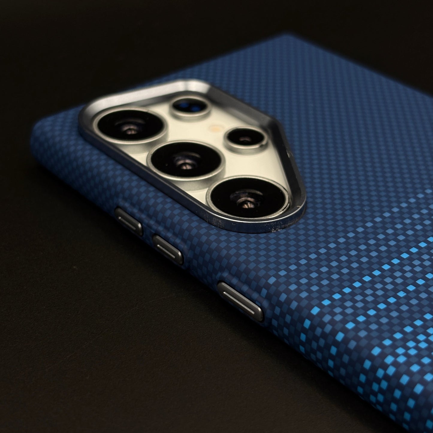 Aramid Texture Case Midnight Blue Stripe for Samsung Galaxy S25 Ultra Carbon Fibre Feel | Hidden MagSafe | Ultra Slim Fit