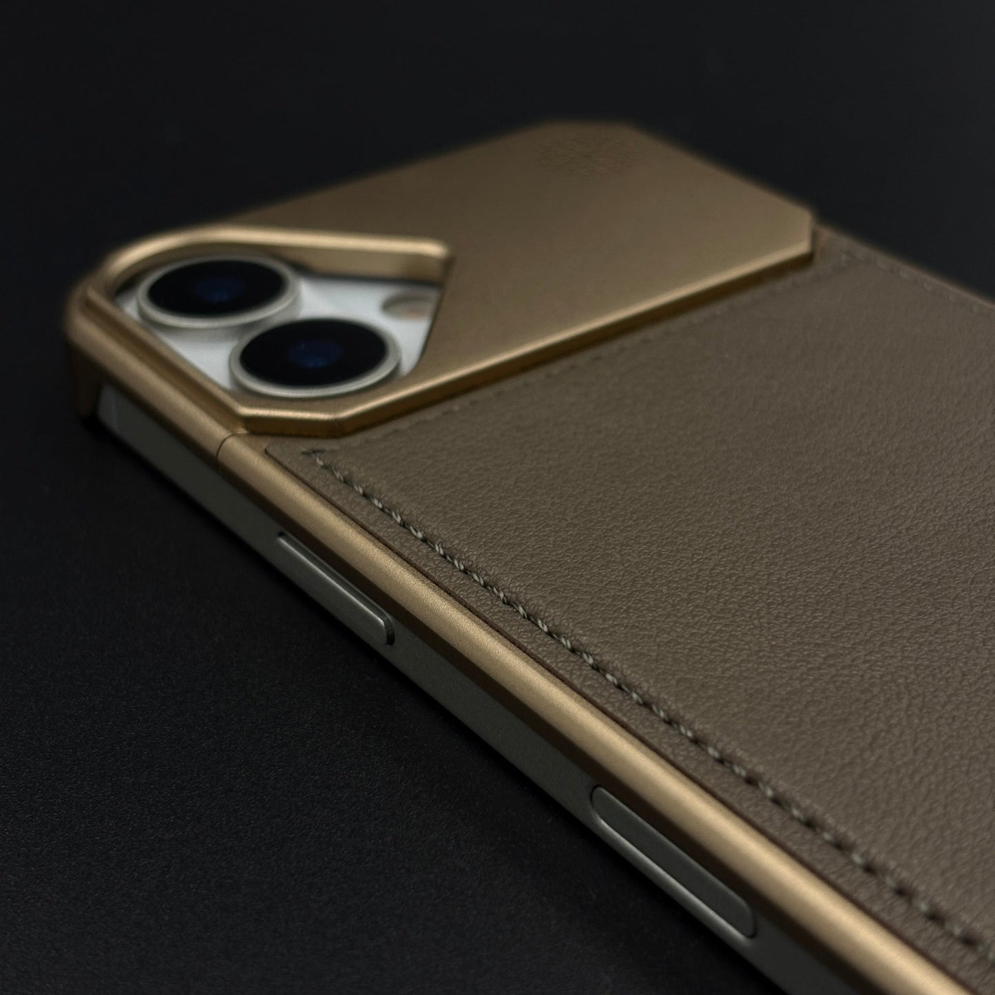 Aluminium Metal Leather Case Cover with Hidden MagSafe for iPhone 17