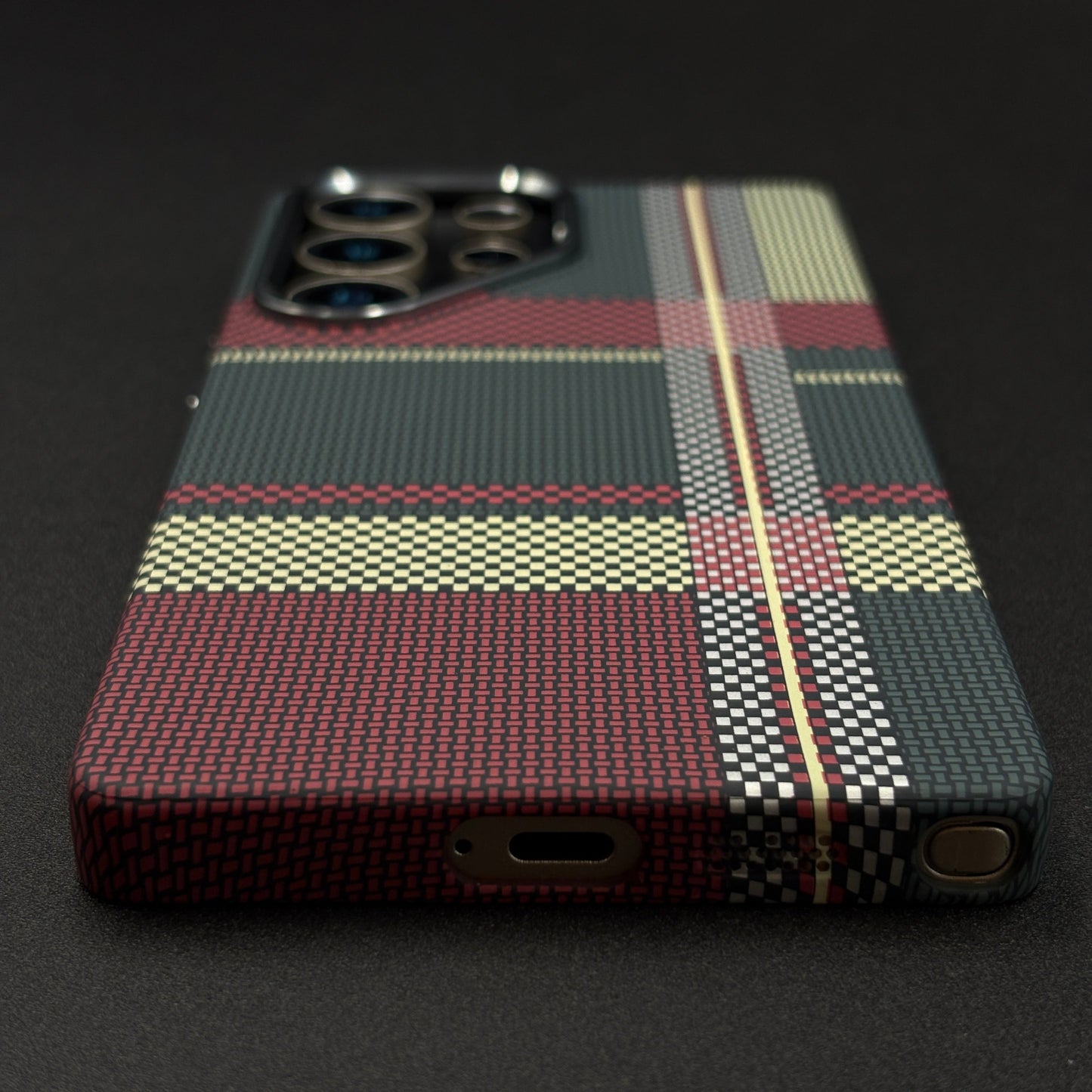 Aramid Texture Case Checkered Pattern for Samsung Galaxy S24 Ultra Carbon Fibre Feel | Hidden MagSafe | Ultra Slim Fit