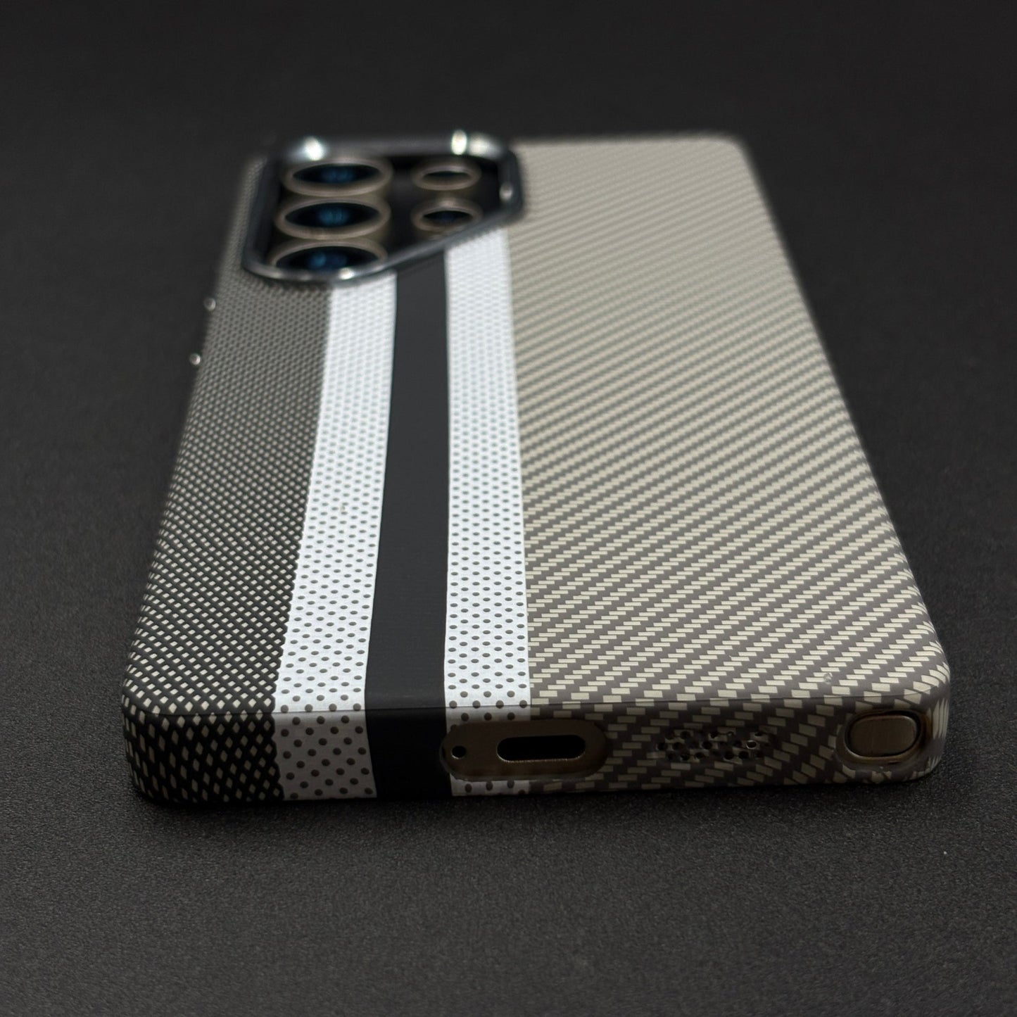 Aramid Texture Case Stripe Pattern Gray for Samsung Galaxy S24 Ultra Carbon Fibre Feel | Hidden MagSafe | Ultra Slim Fit