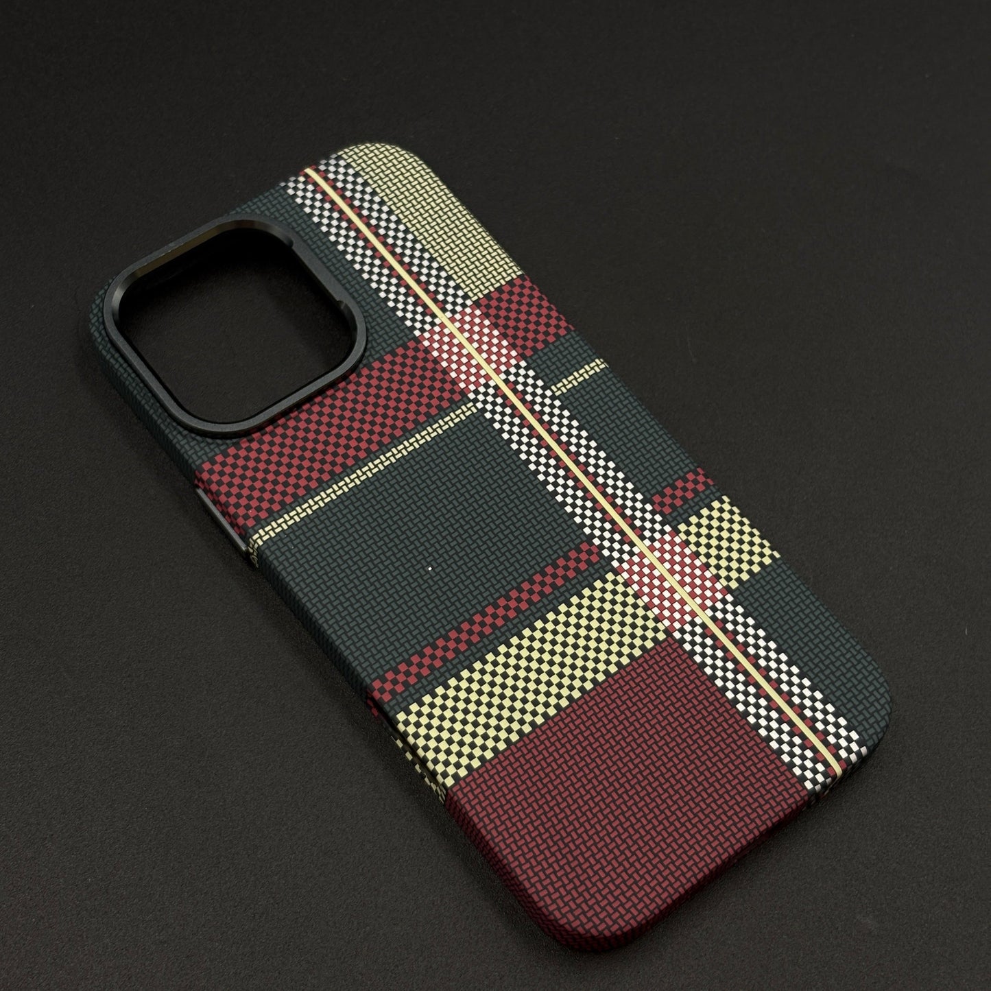 Aramid Texture Case Checkered Pattern for iPhone Carbon Fibre Feel | Hidden MagSafe | Ultra Slim Fit