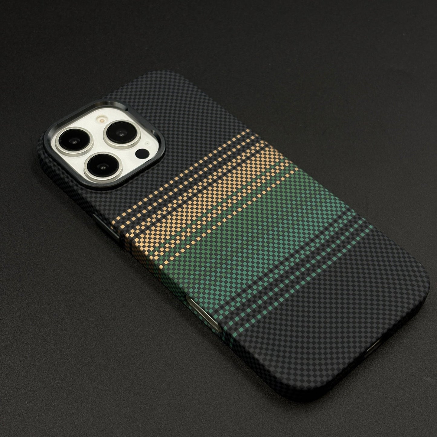 iPhone Series Pixelated Premium Slim Case | Rare Aramid Texture Finish | Real Carbon Fibre Feel | Hidden MagSafe