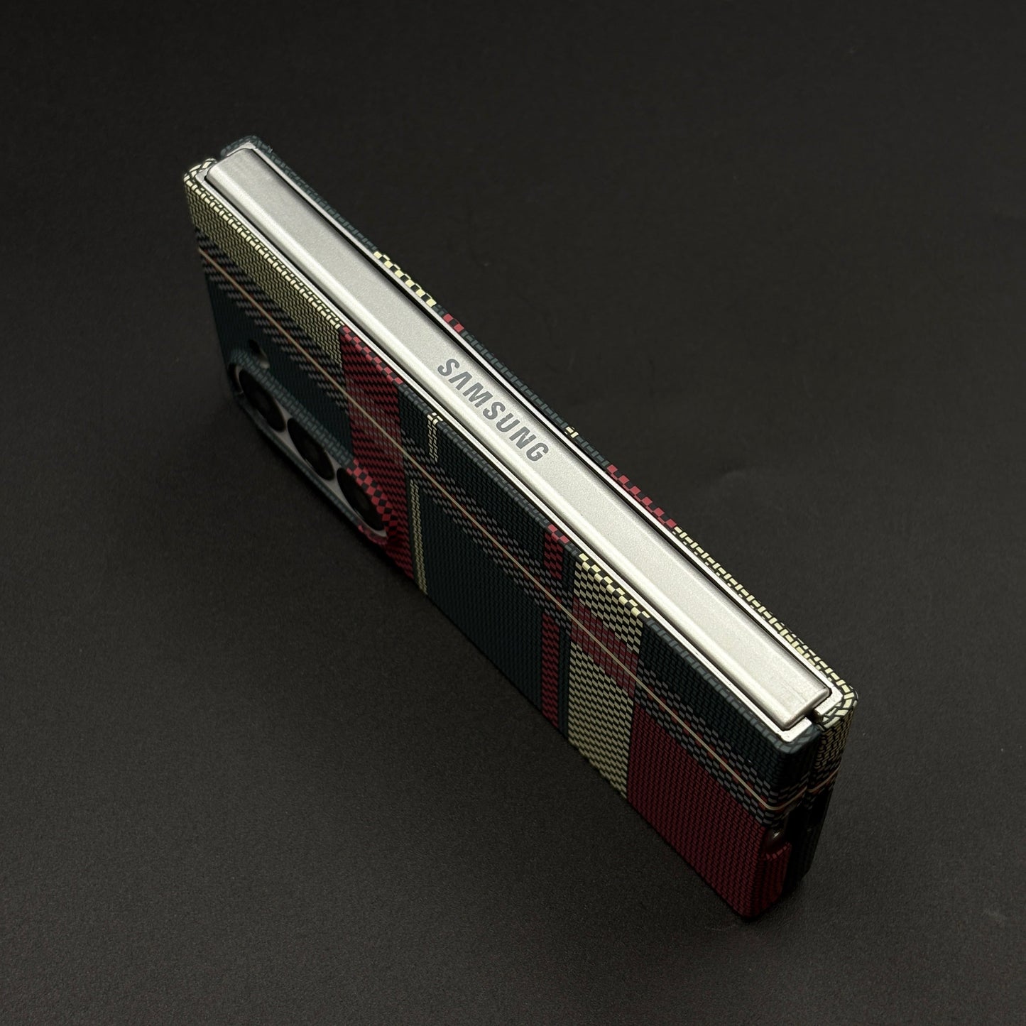 Aramid Texture Case Checkered Pattern for Samsung Galaxy Z Fold 6 Carbon Fibre Feel | Hidden MagSafe | Ultra Slim Fit