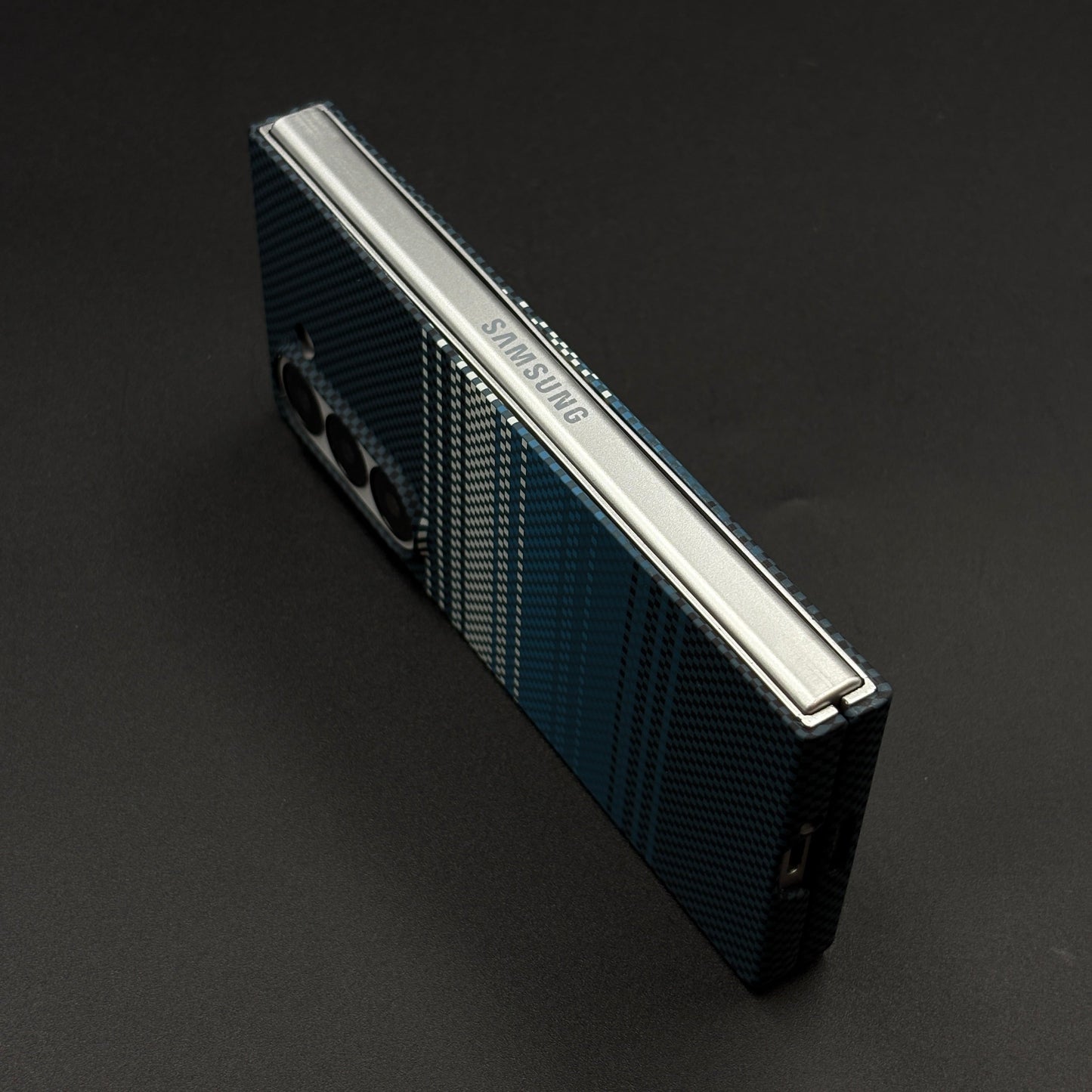 Samsung Galaxy Z Fold 7 Teal Premium Slim Case | Rare Aramid Texture Finish | Real Carbon Fibre Feel | Hidden MagSafe