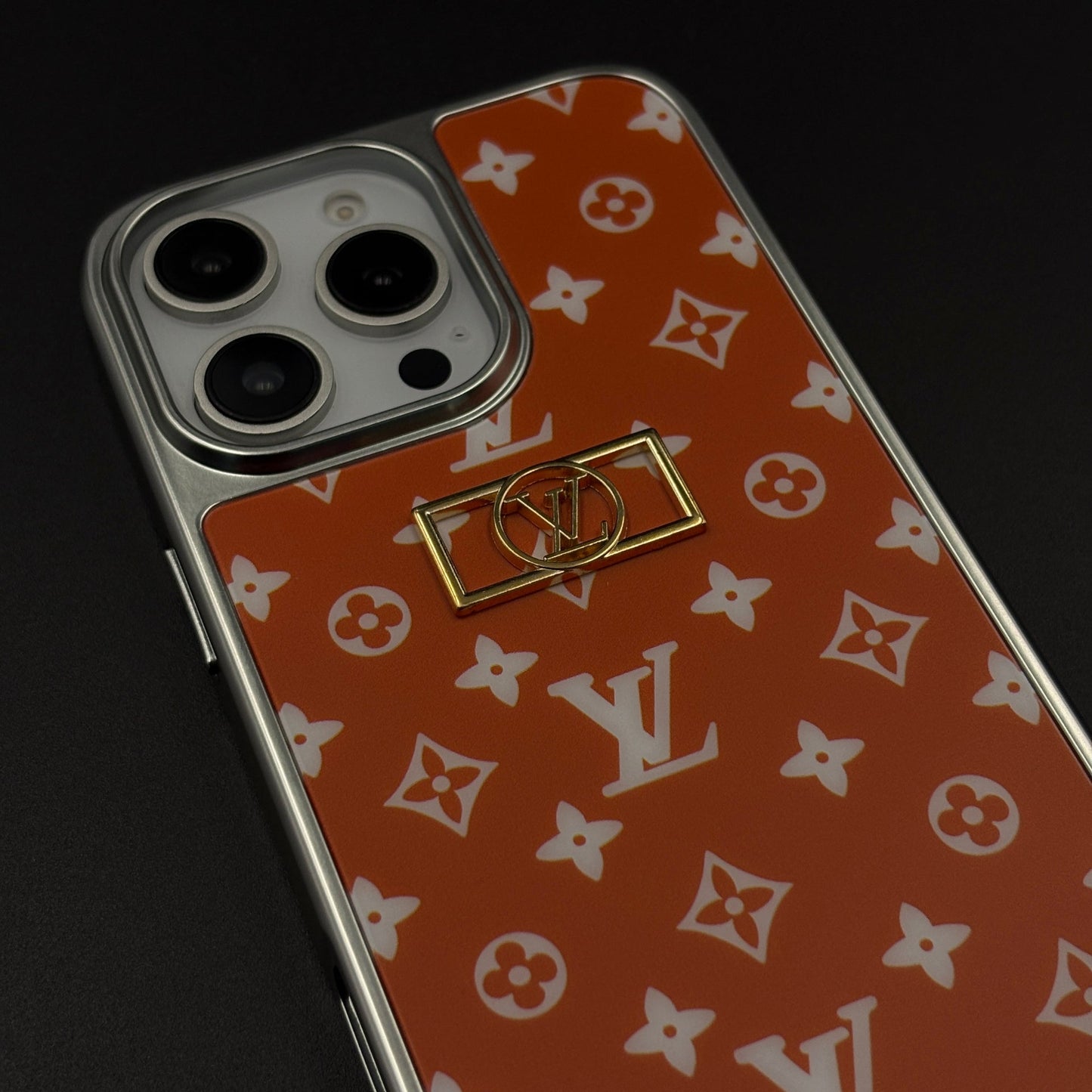 Luxury Fashion Brand Orange Monogram Elegance Case for iPhone 16 Pro Max with Metallic Accent