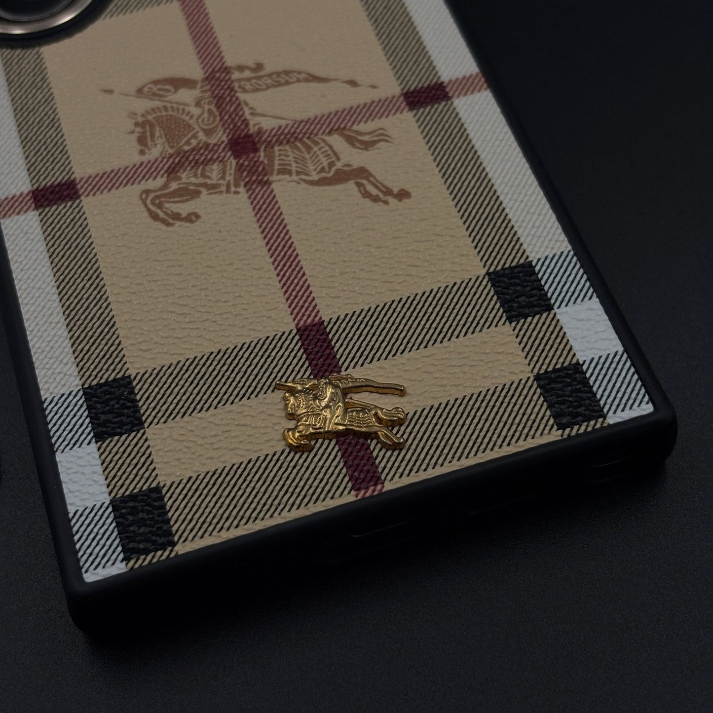 BBRY Luxe Heritage Plaid Case for Samsung Galaxy S24 Ultra with Gold Accent and Classic Check Finish