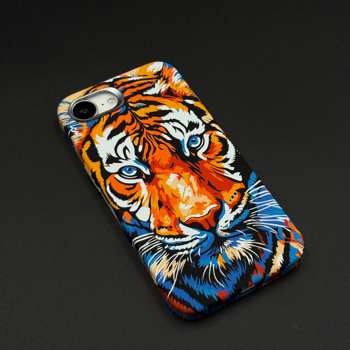 Aramid Texture Case Tiger for iPhone 16E Carbon Fibre Feel | Hidden MagSafe | Ultra Slim Fit