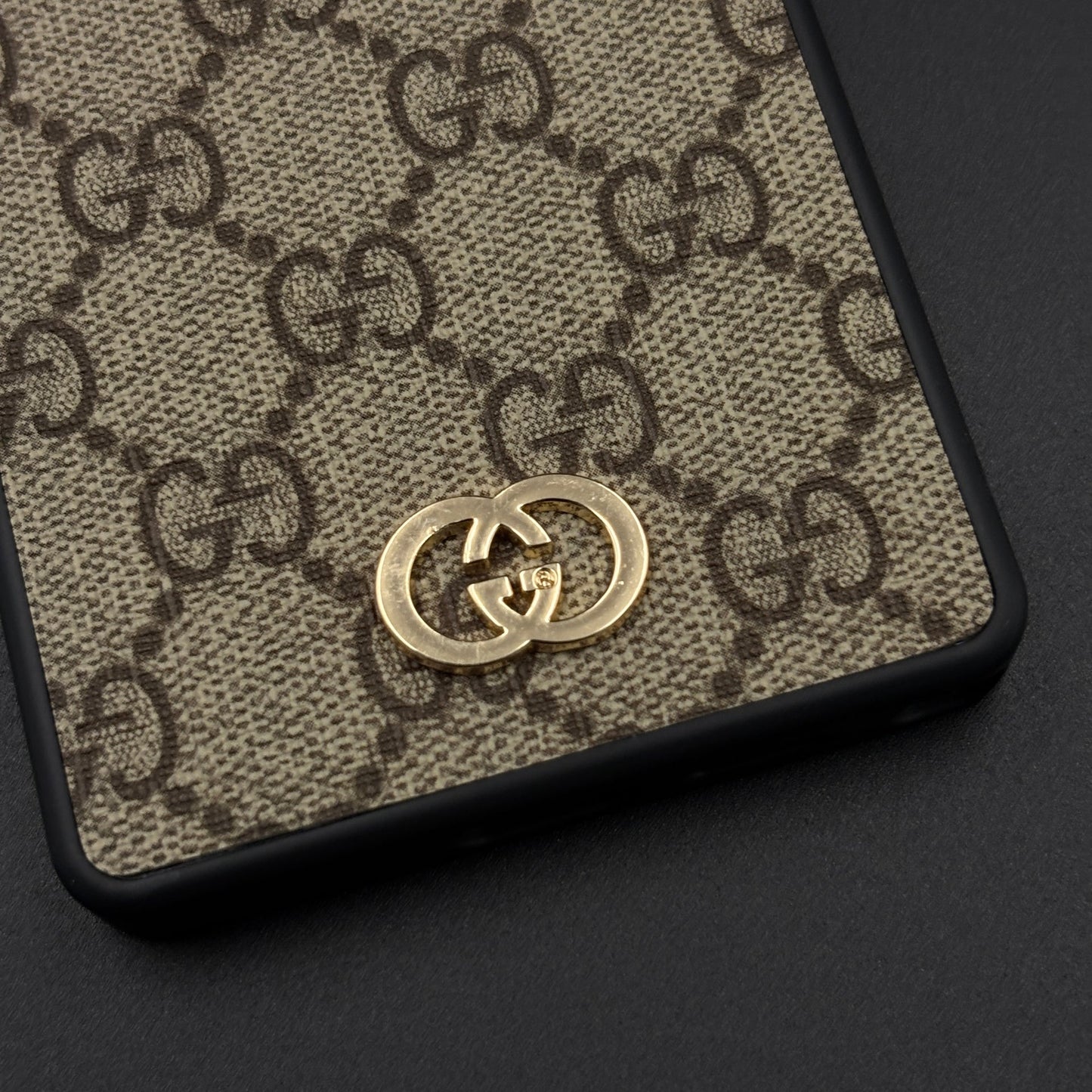 Beige GG Classic Heritage Case for Samsung Galaxy S26 Ultra with Monogram and Gold Emblem