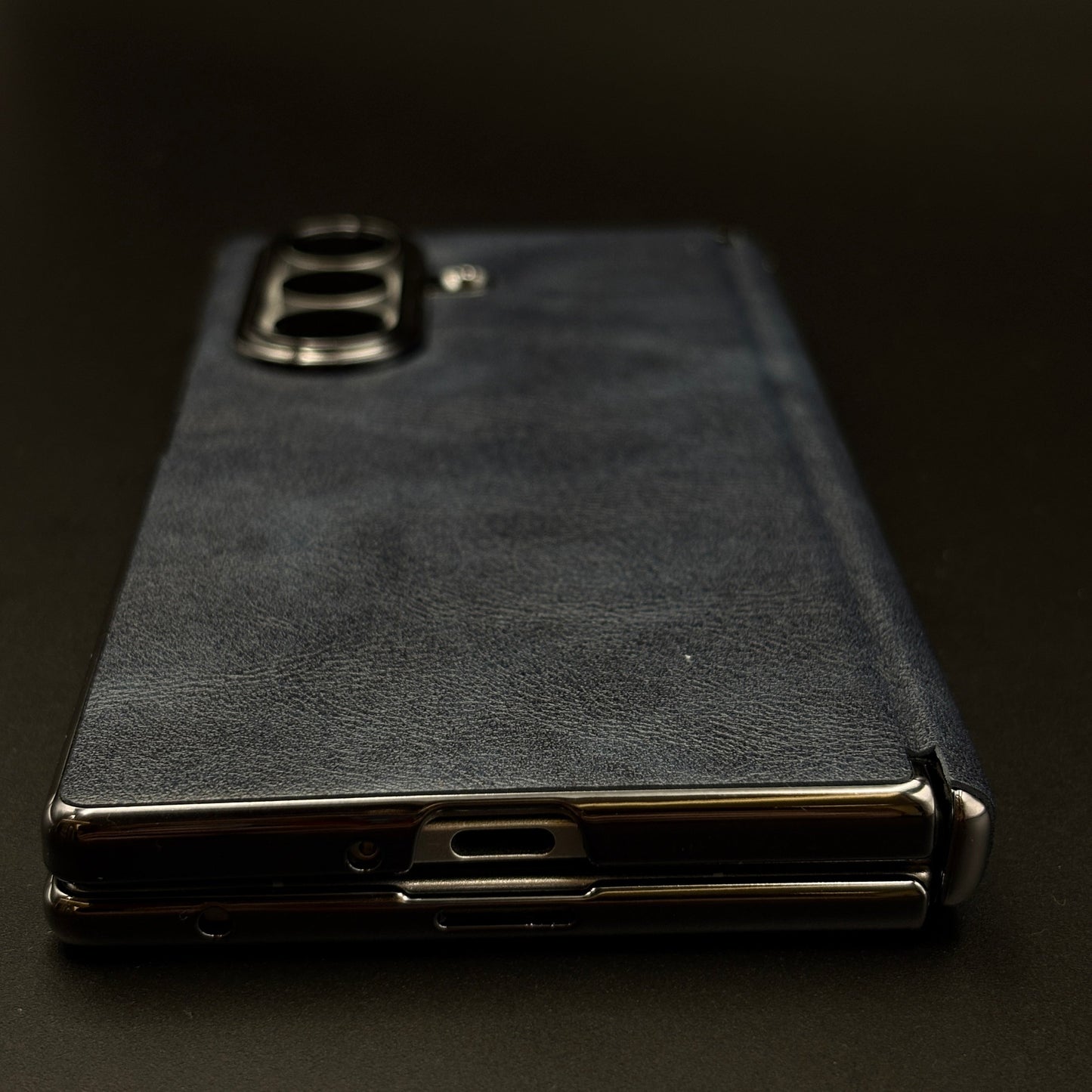 Protective Leather Case for Samsung Galaxy Z Fold 6 | Carbon Fibre Feel  | Front Display & Hinge Guard | Luxury Edition