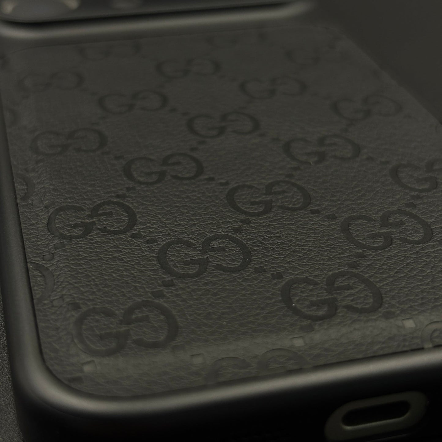 GG Leather Case with Hidden MagSafe and Camera Protection for iPhone 17 Series