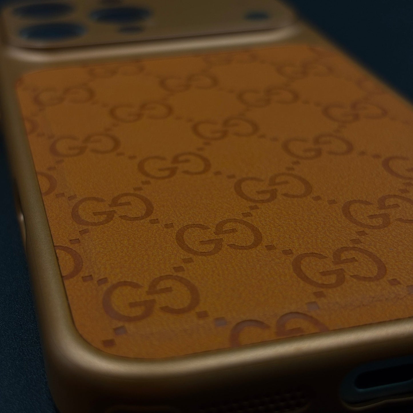 GG Leather Case with Hidden MagSafe and Camera Protection for iPhone 17 Series